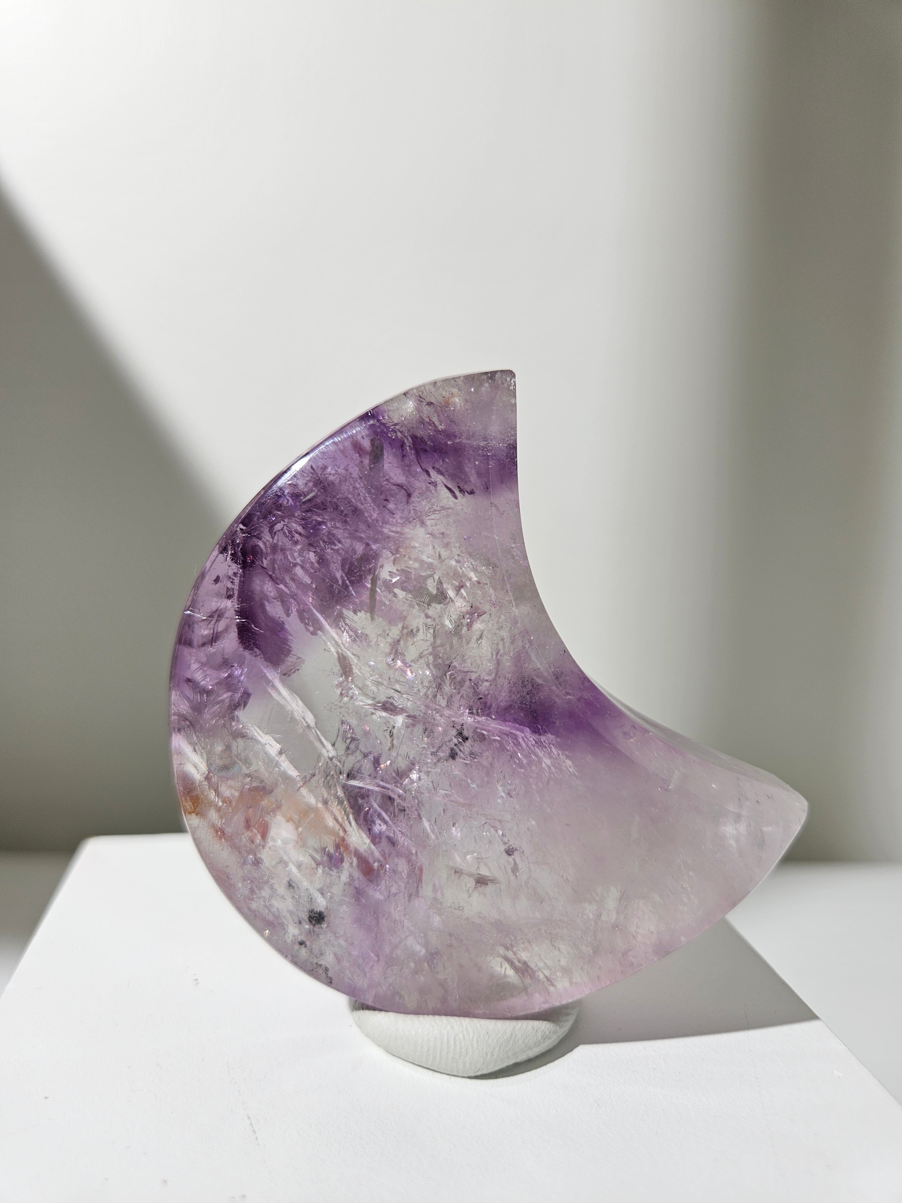 Phantom Amethyst Moon 002