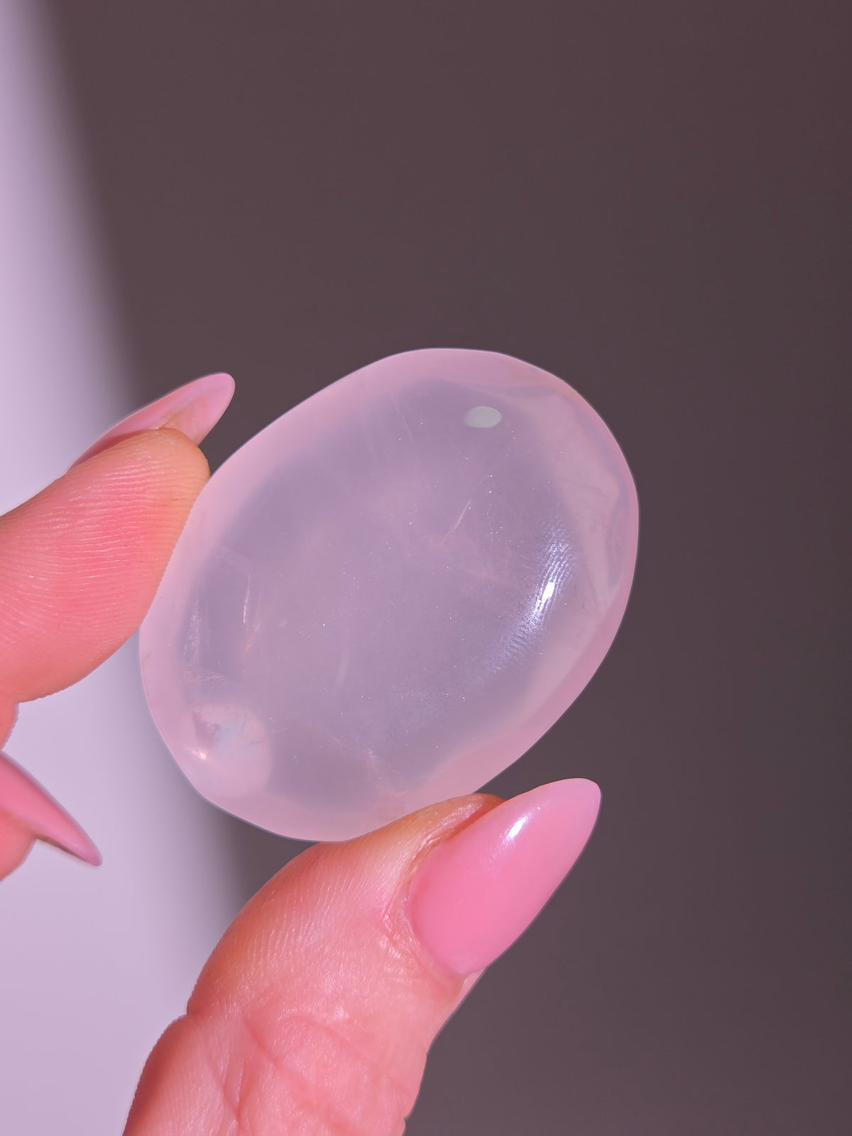Rose Quartz Palmstone 011
