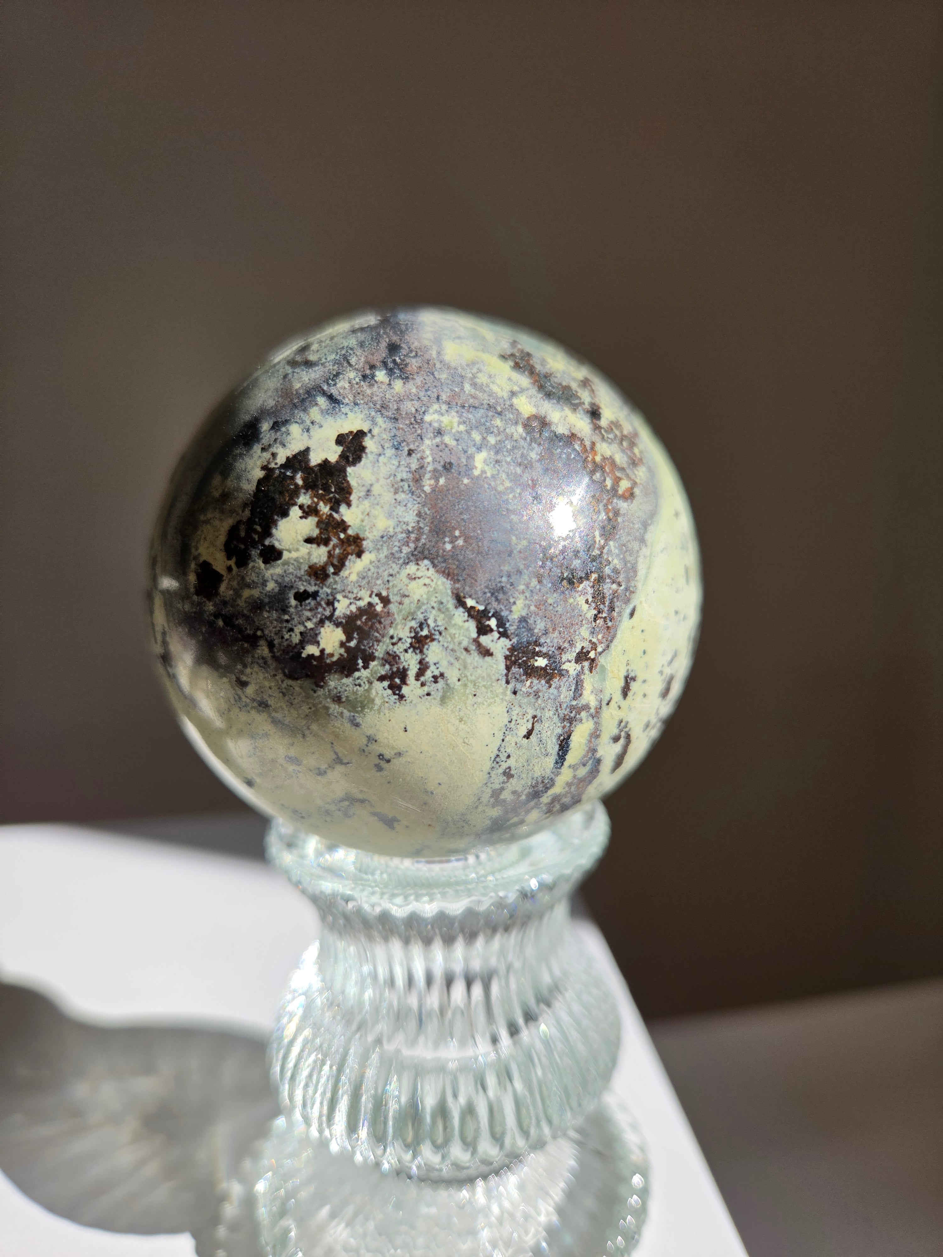 Serpentine Sphere 002
