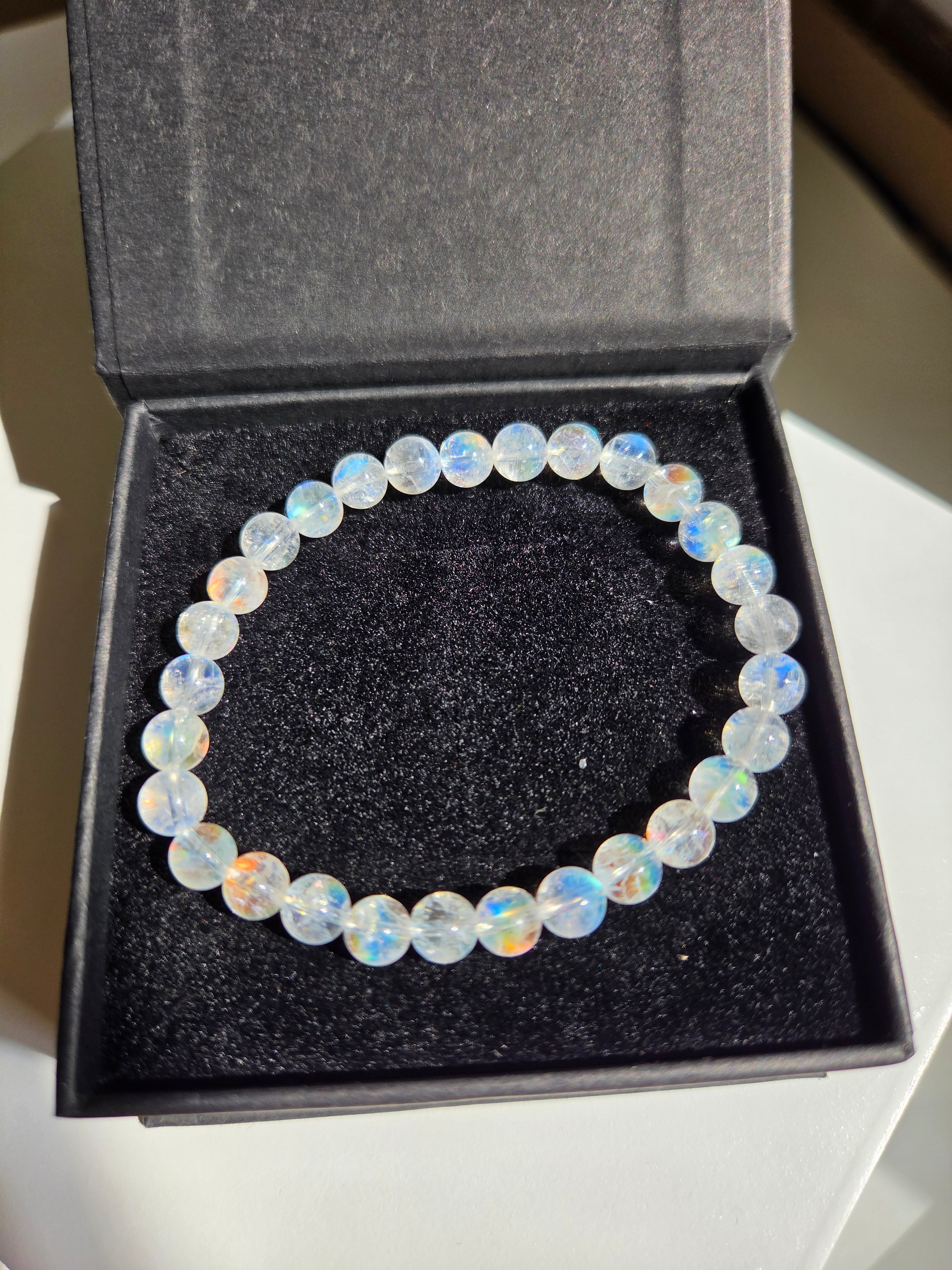 HQ Malagasy Moonstone Bracelet 002 | 6mm