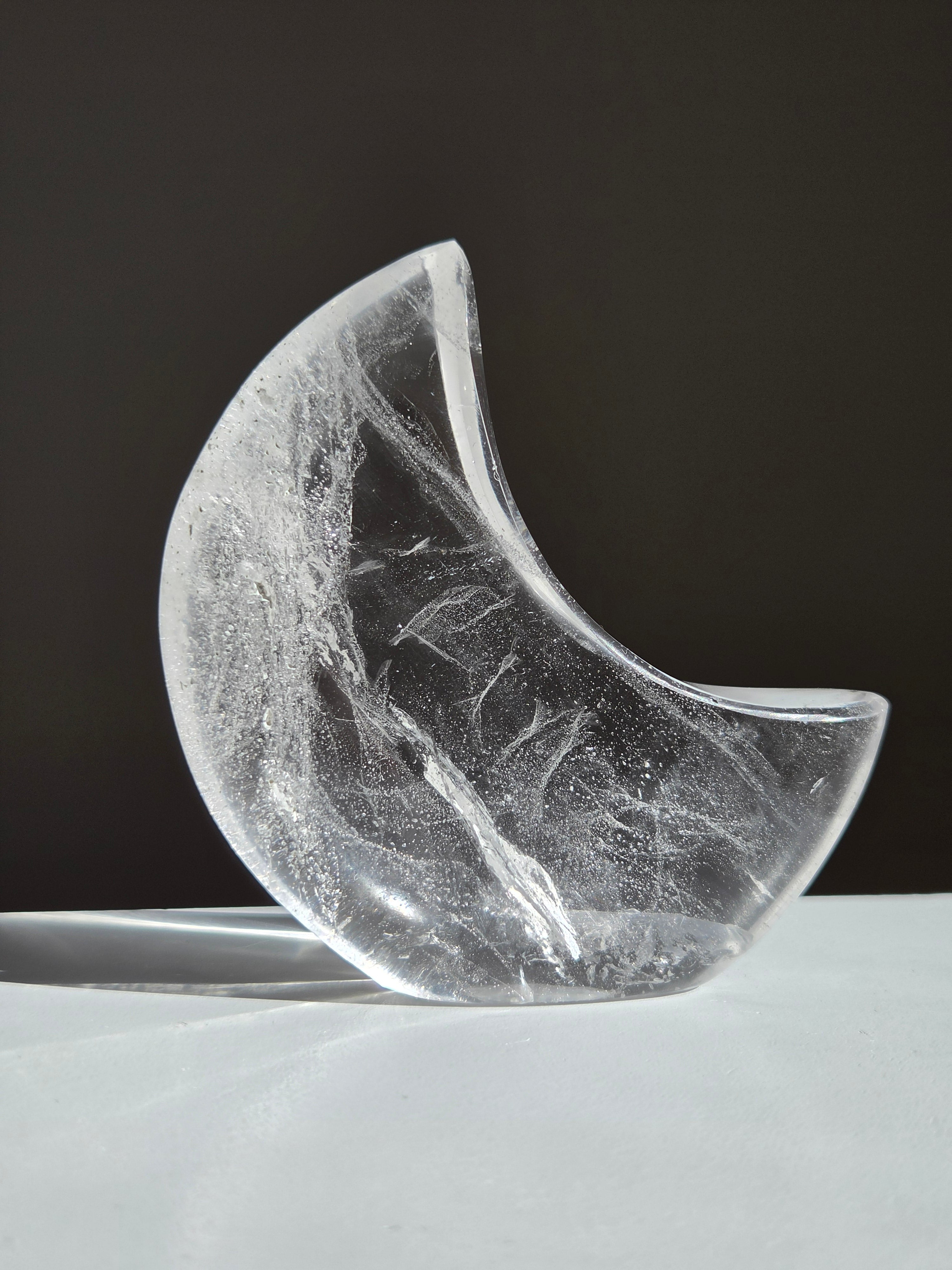 Himalayan Quartz Standing Moon 001