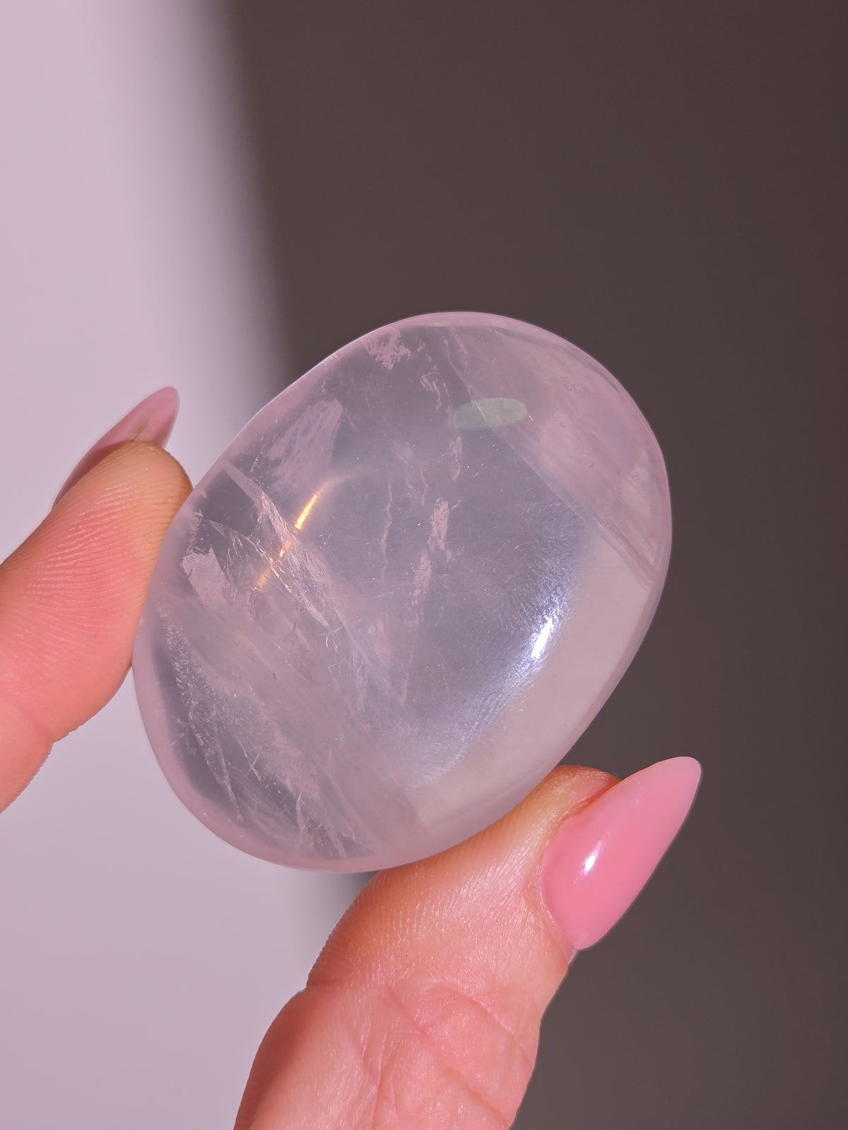 Rose Quartz Palmstone 007