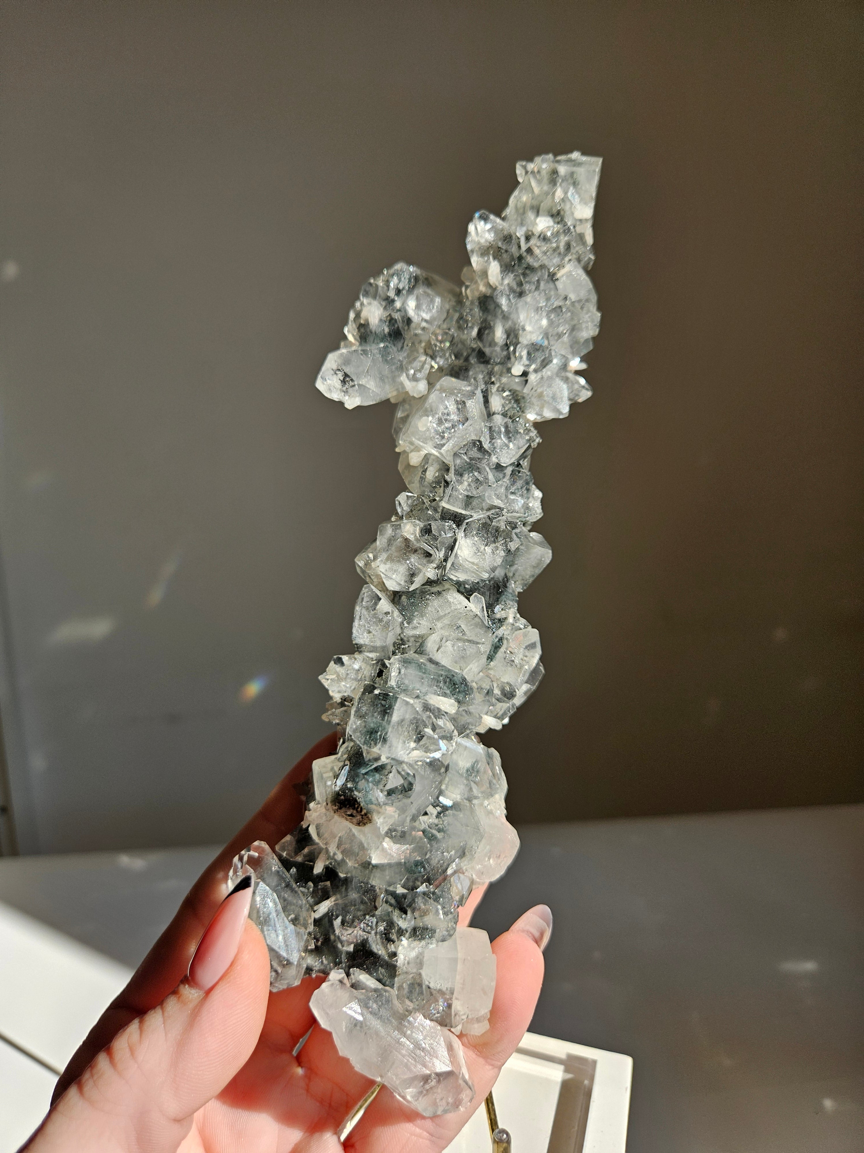 Apophyllite on Black Chalcedony 027