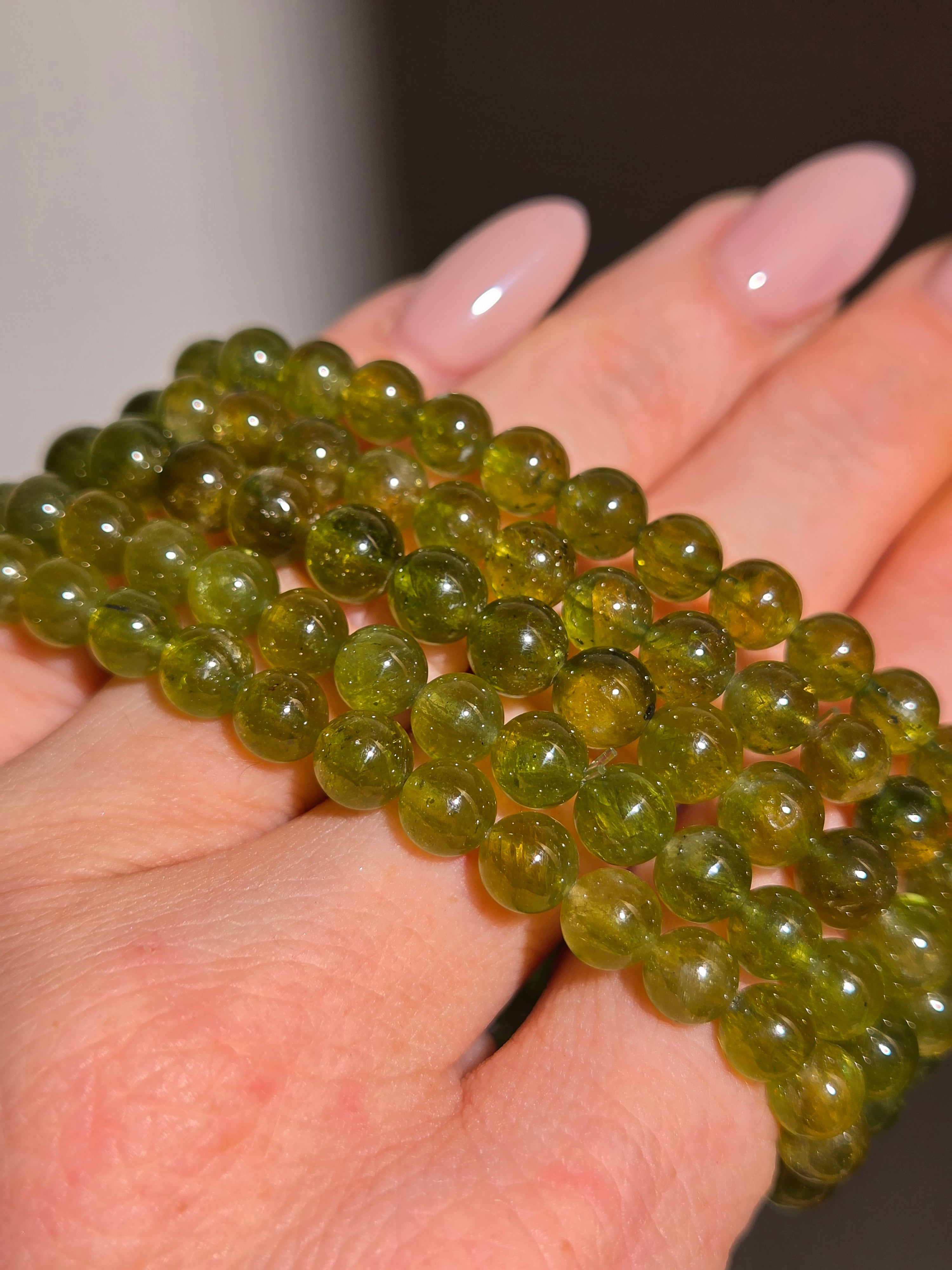HQ Peridot Bracelet | 6mm