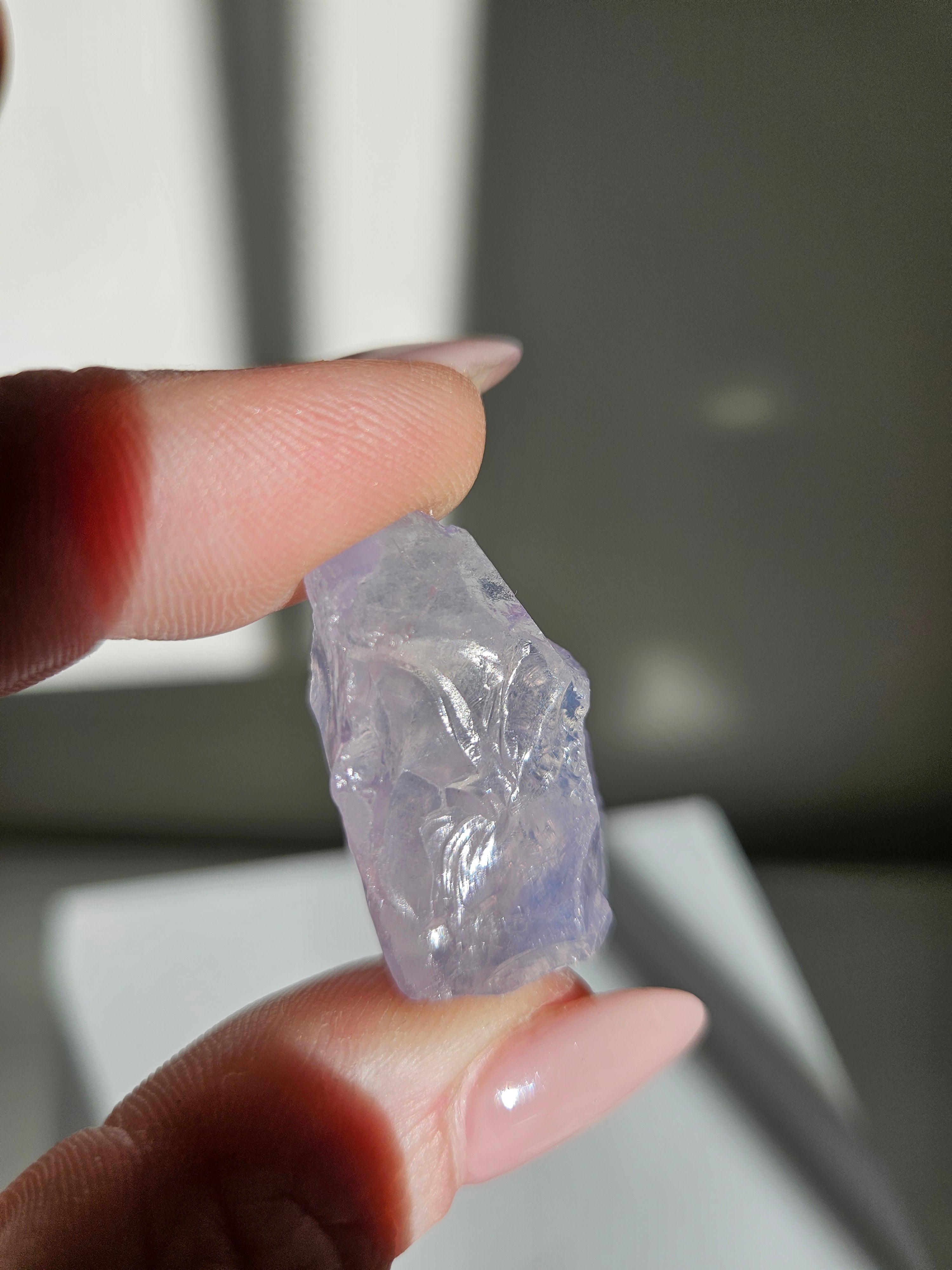 Raw Lavender Quartz 005