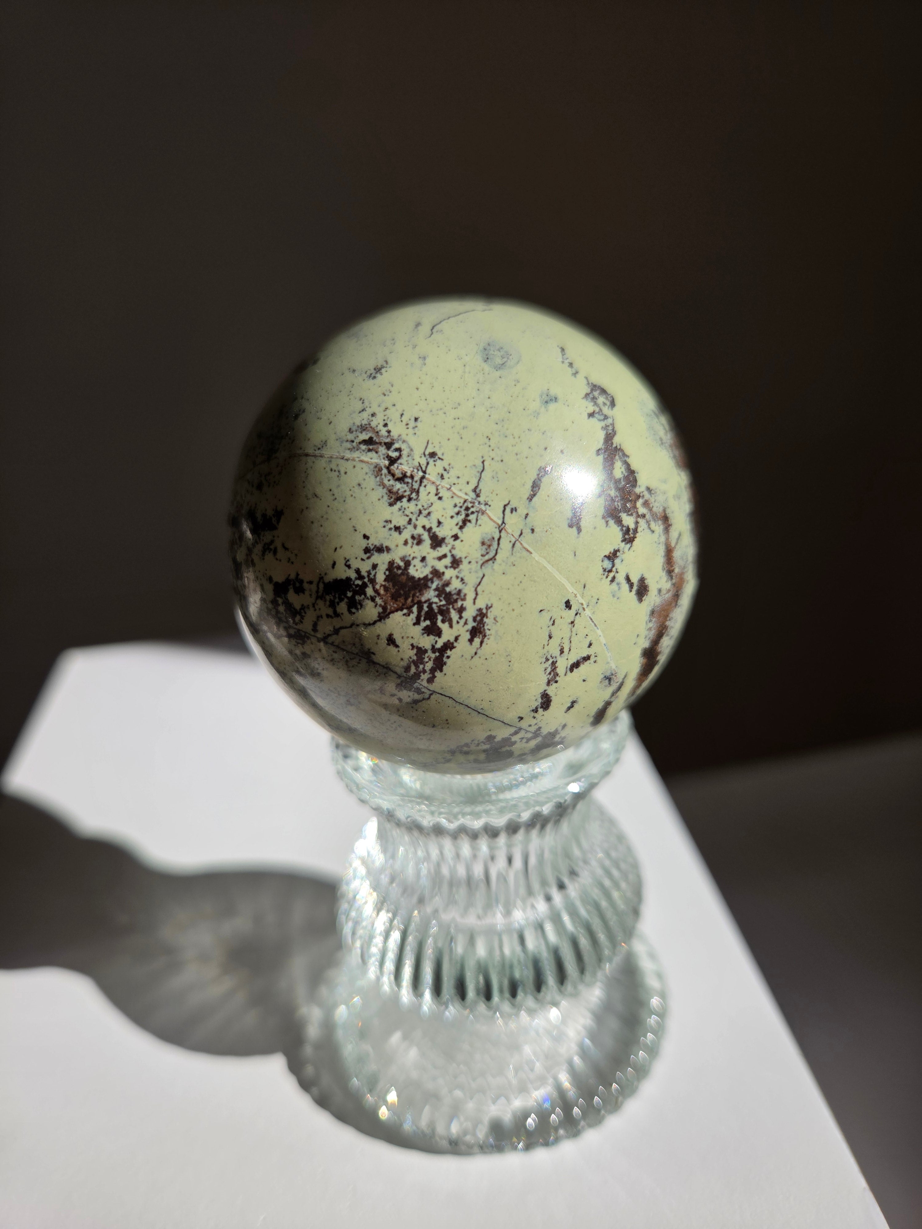 Serpentine Sphere 001