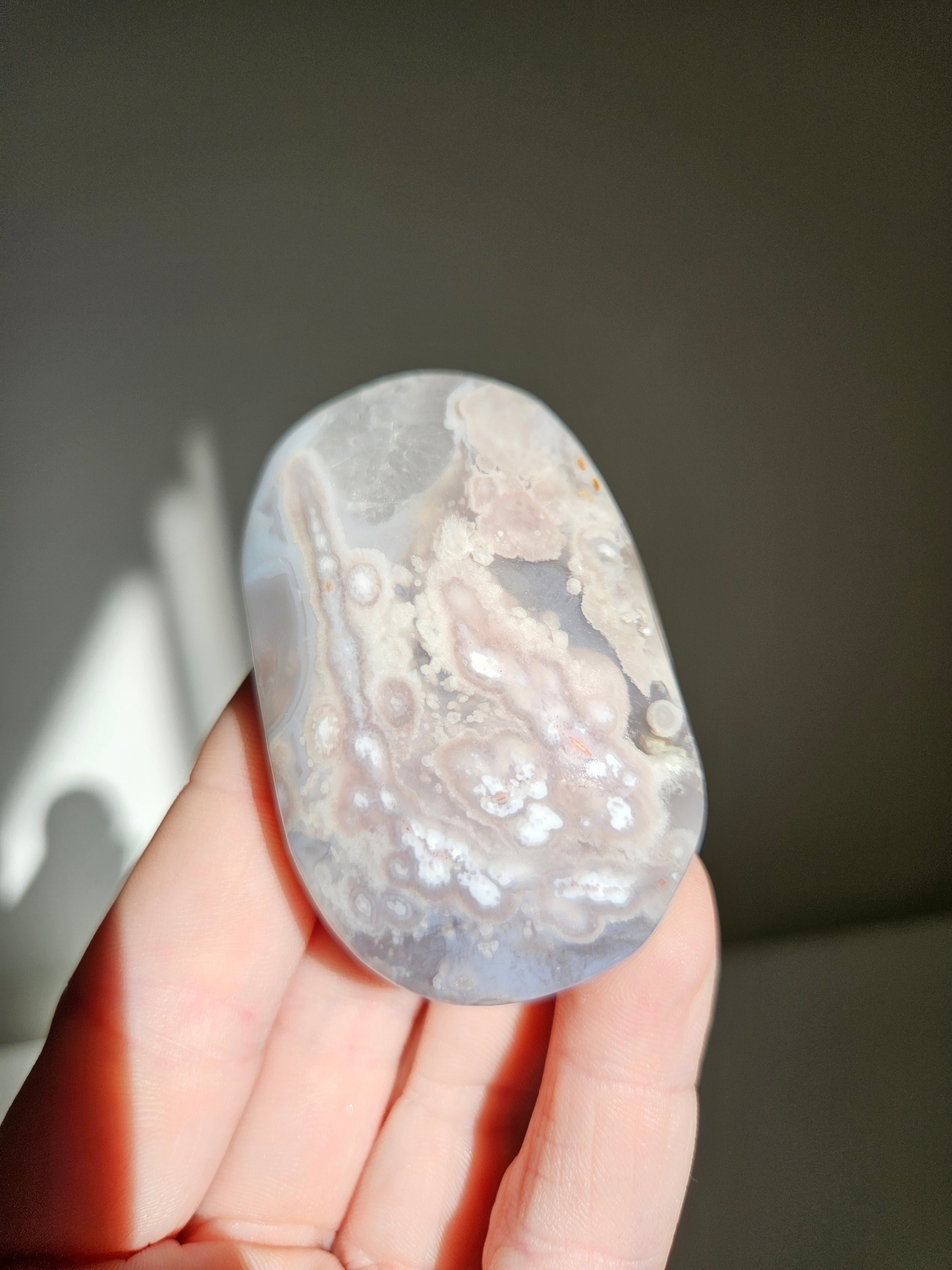 Flower Agate Palmstone 023