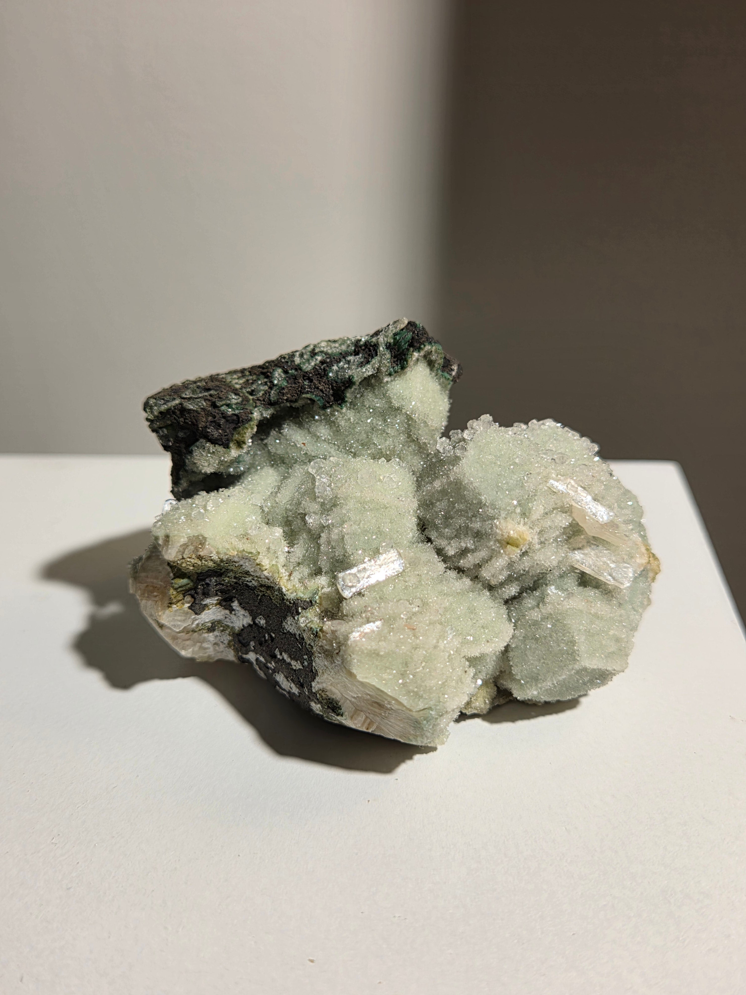 Chalcedony x Calcite 001