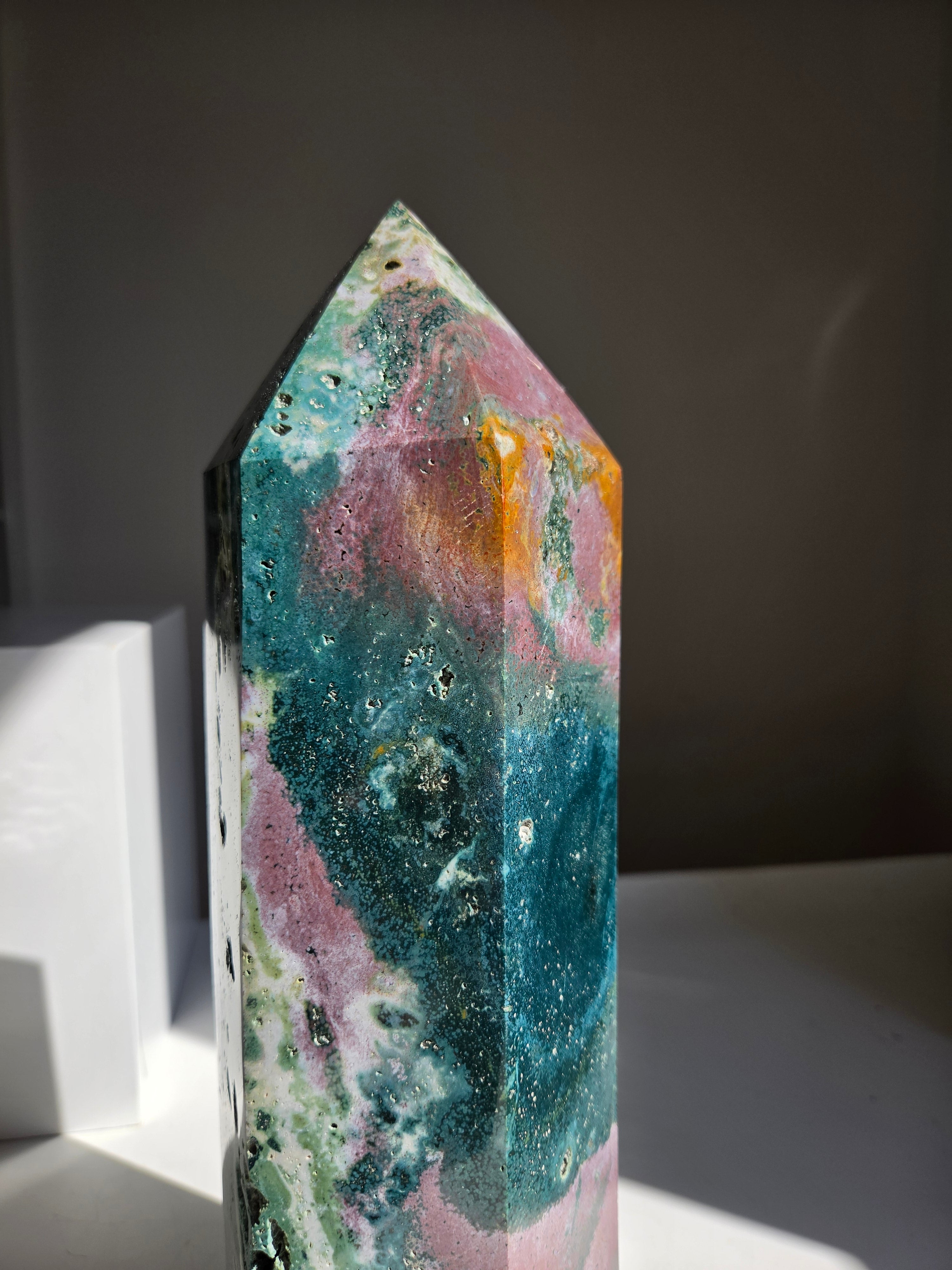 Sea Jasper Statement Tower 004