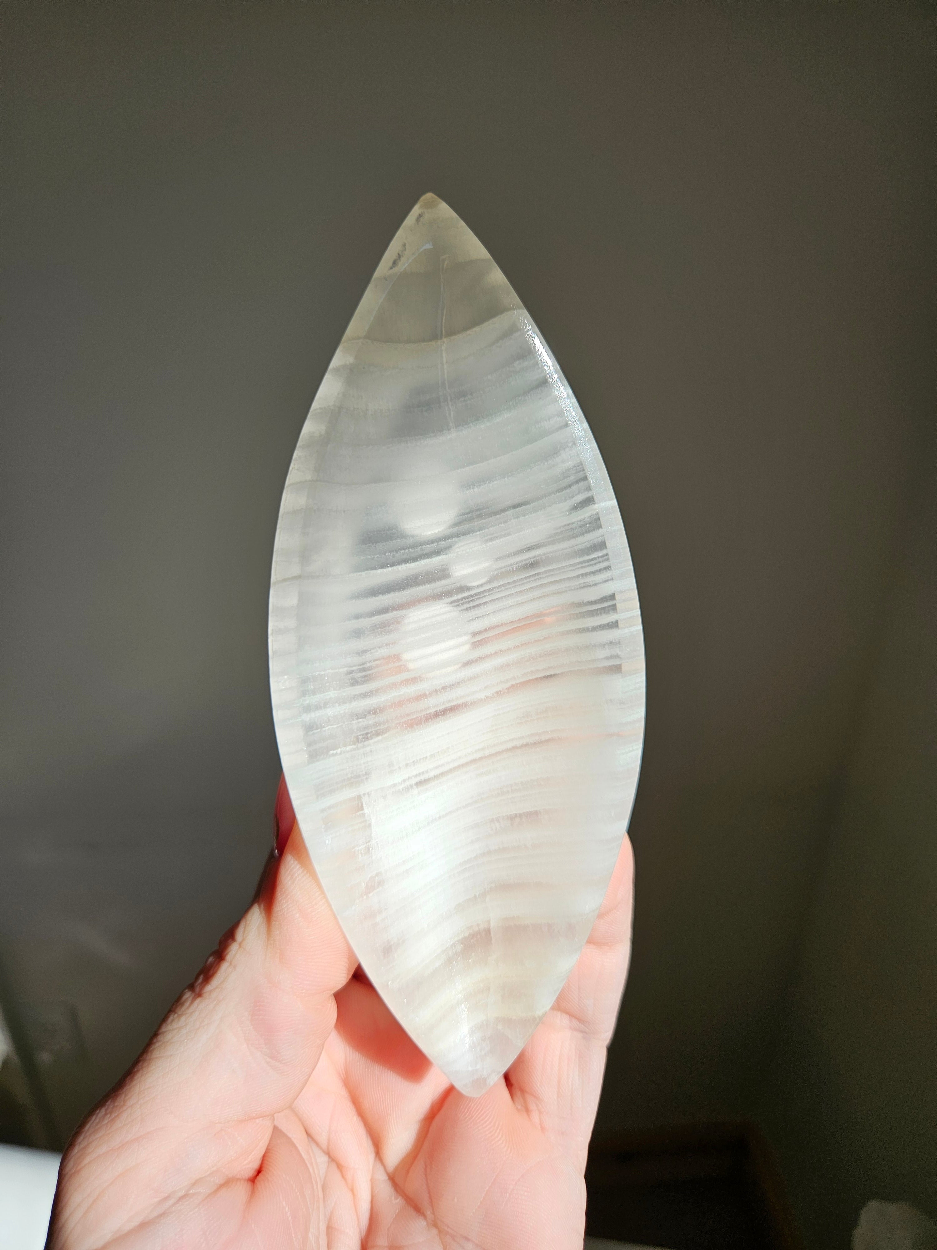 Onyx Marquise Dish 002