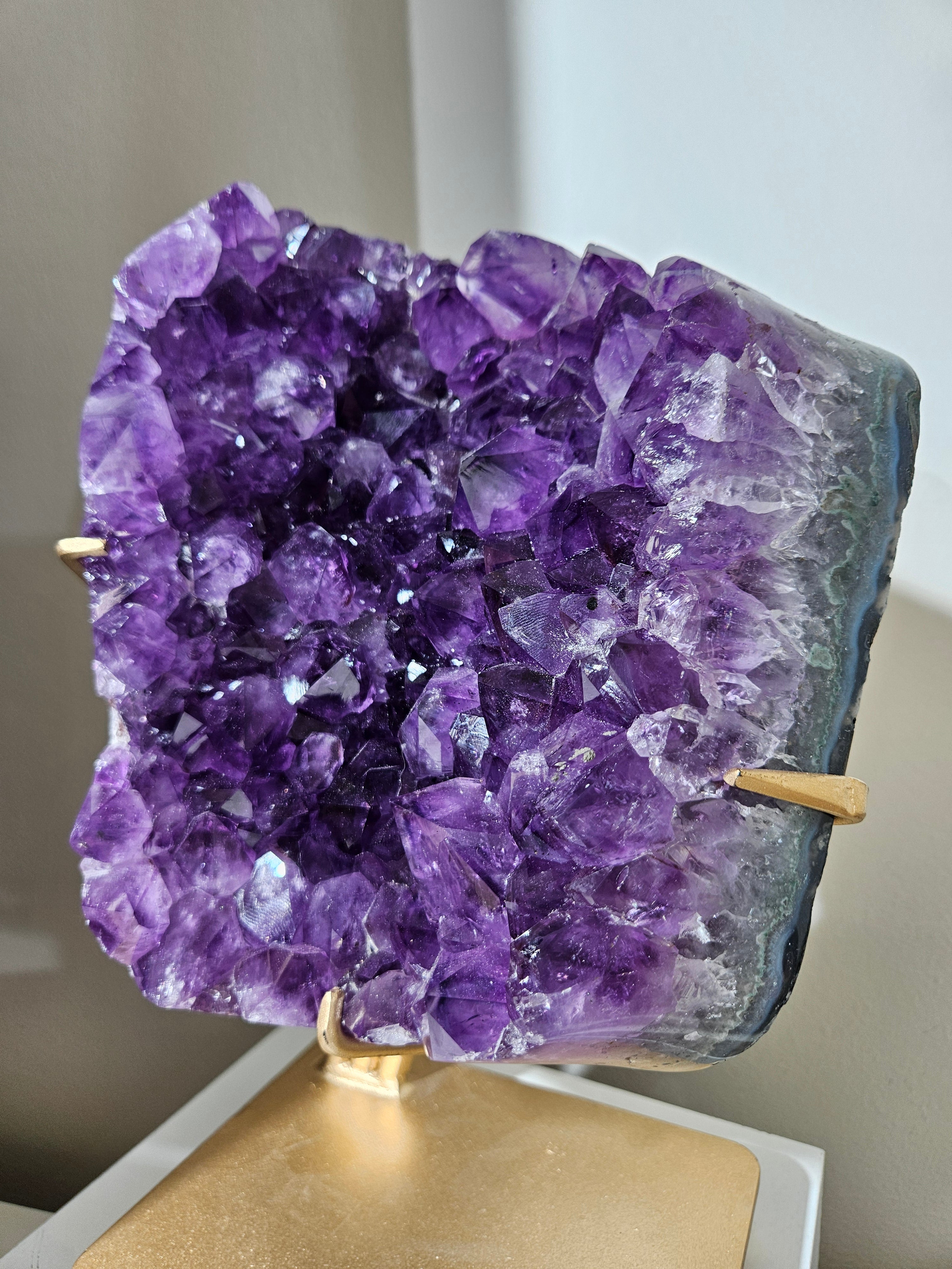 Amethyst Statement on Stand