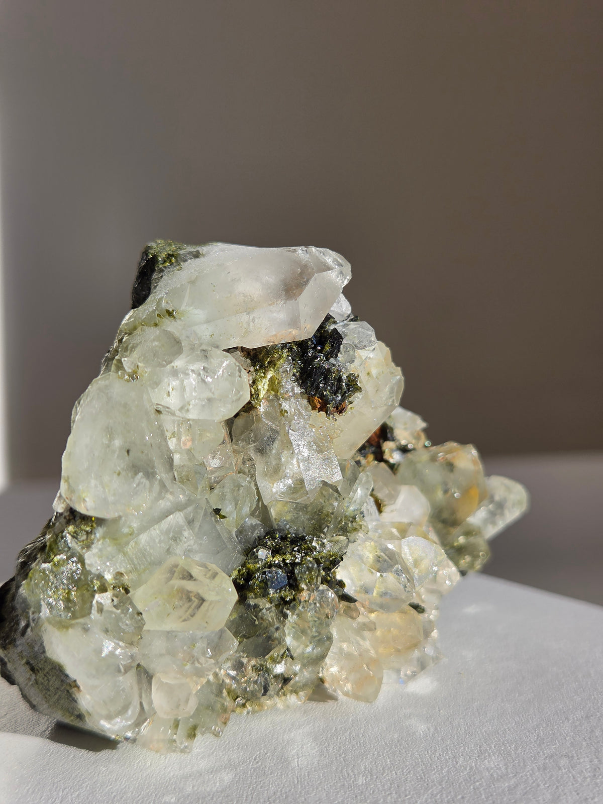 Epidote x Quartz 008