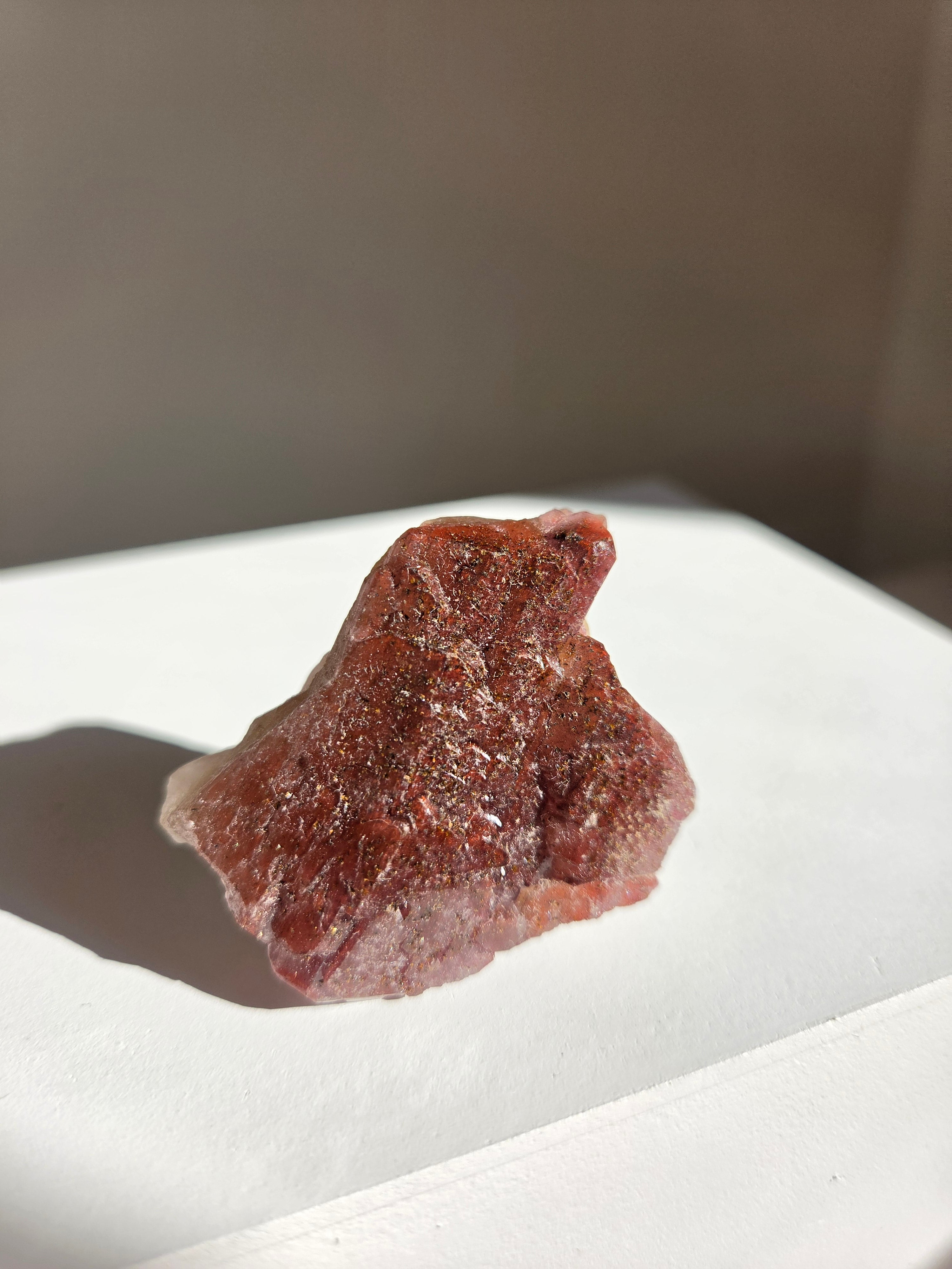 Hematite on Quartz x Amethyst 005