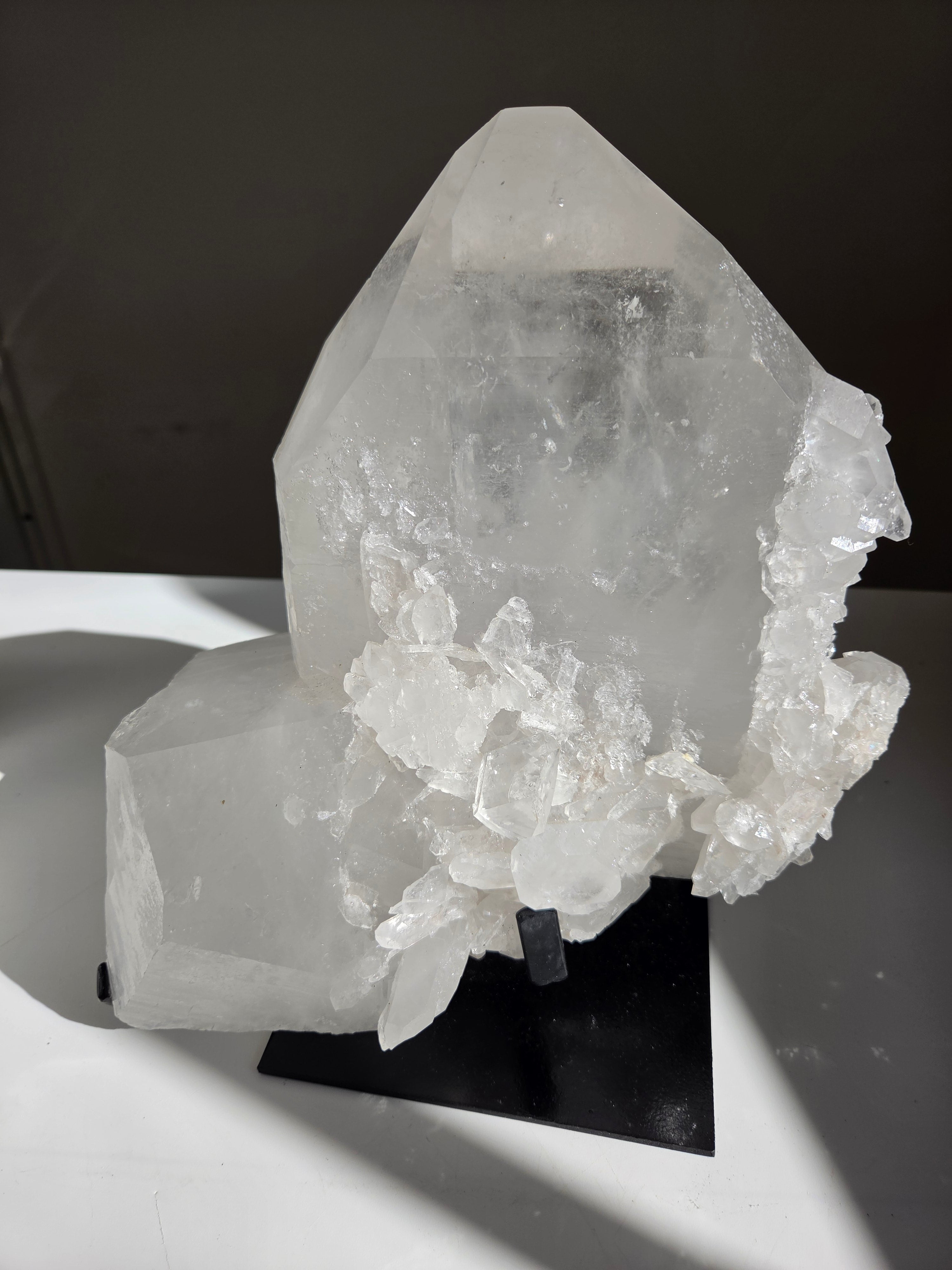 Chisel Tip Quartz Cluster Statement on Stand