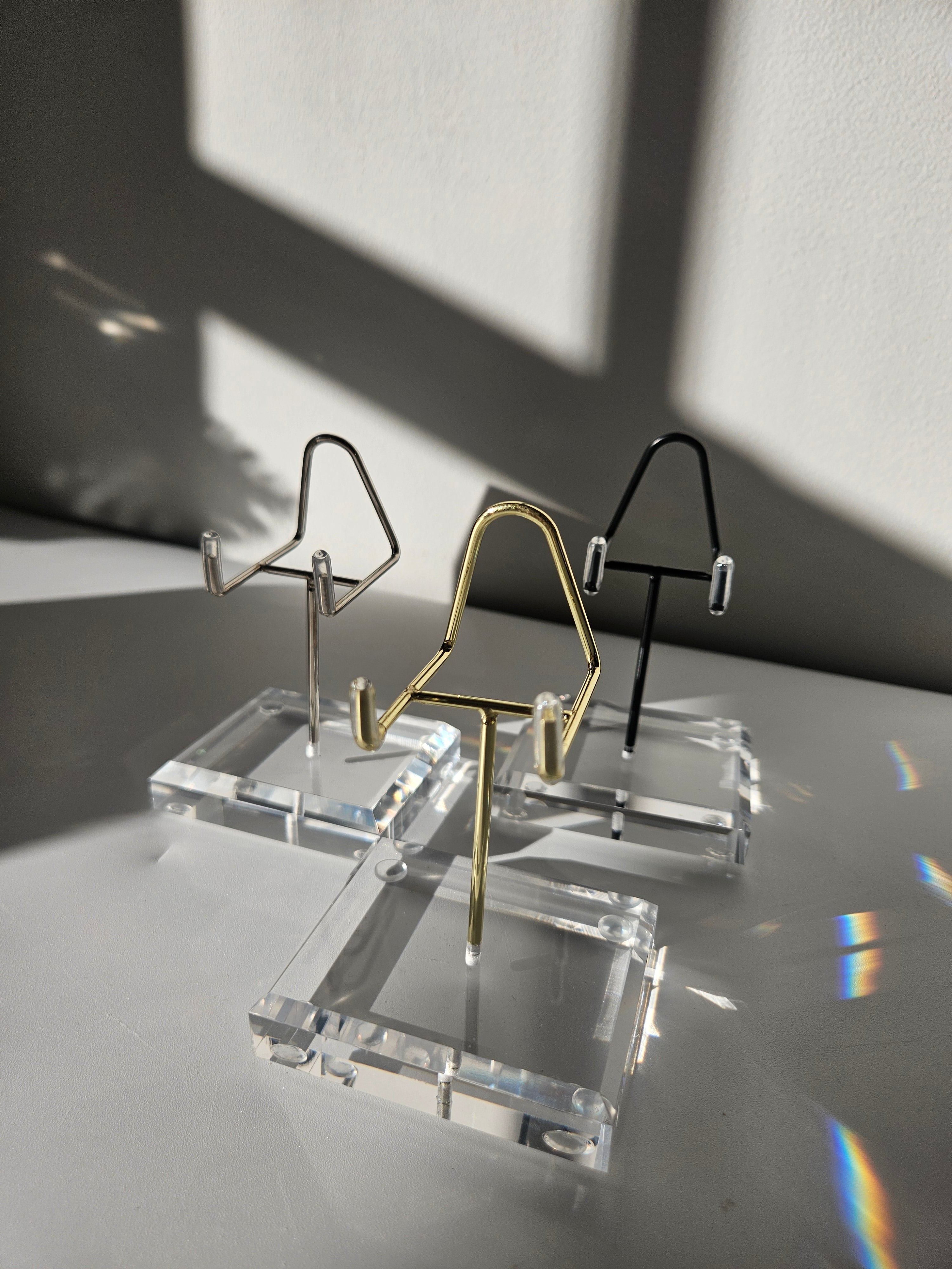 Tall acrylic Easel Stand