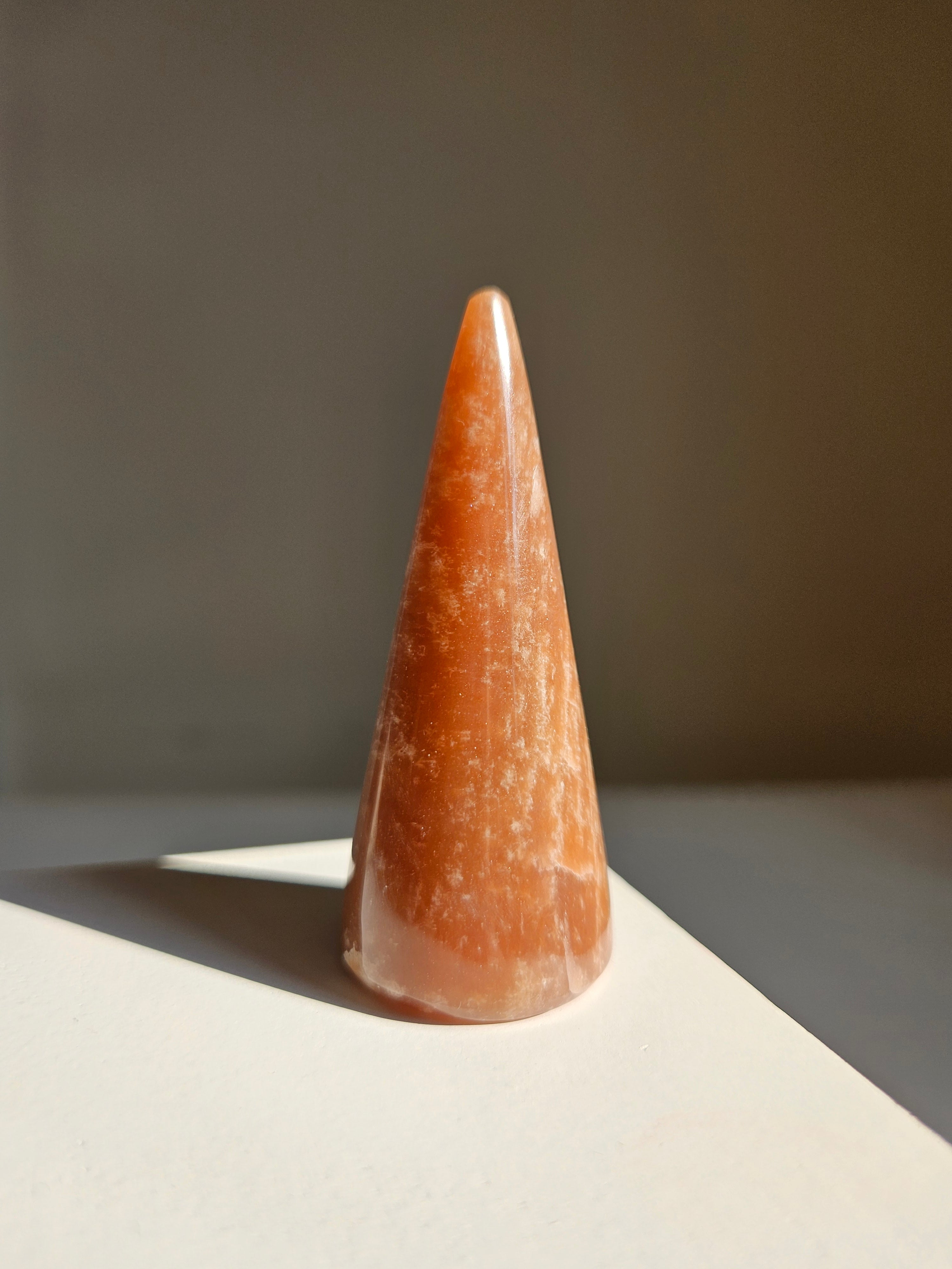 Sunstone x Moonstone Ring Holder 001