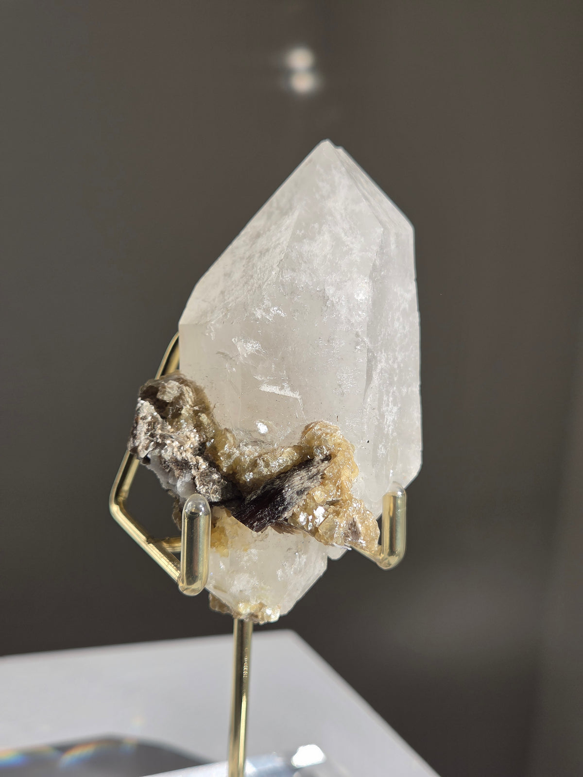 Quartz x Golden Mica 001