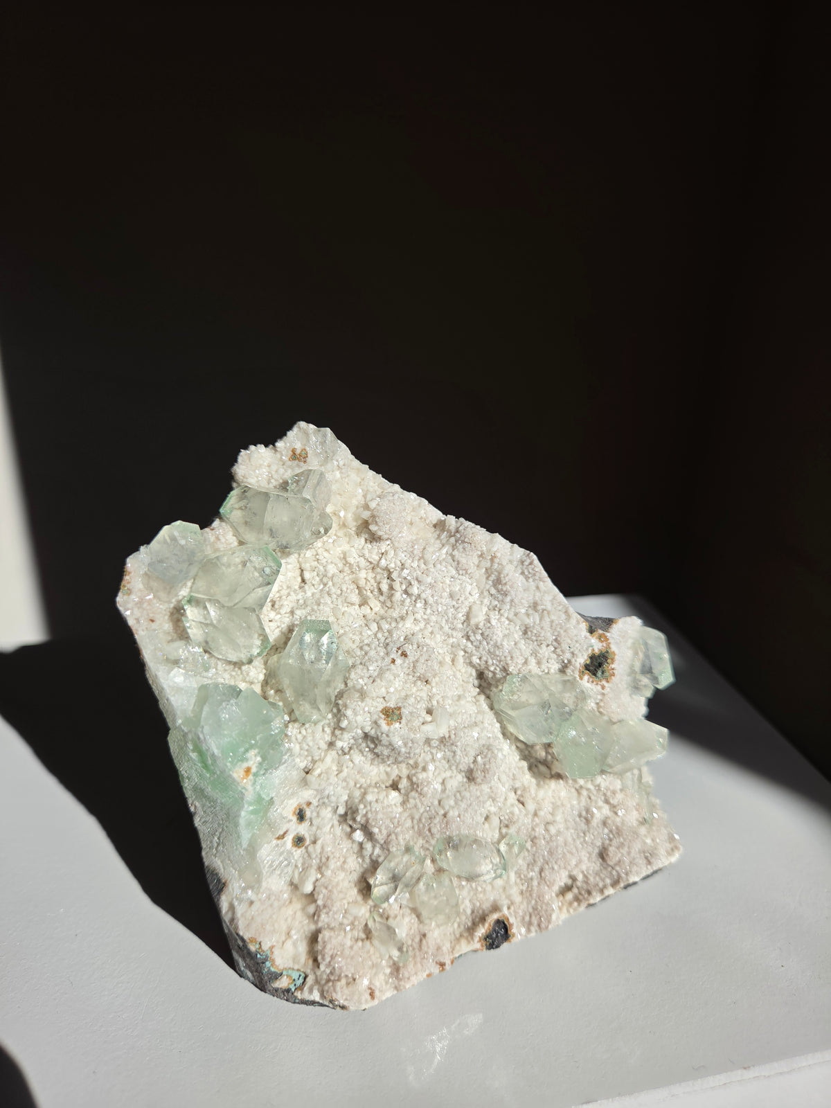 Apophyllite x Stilbite 010