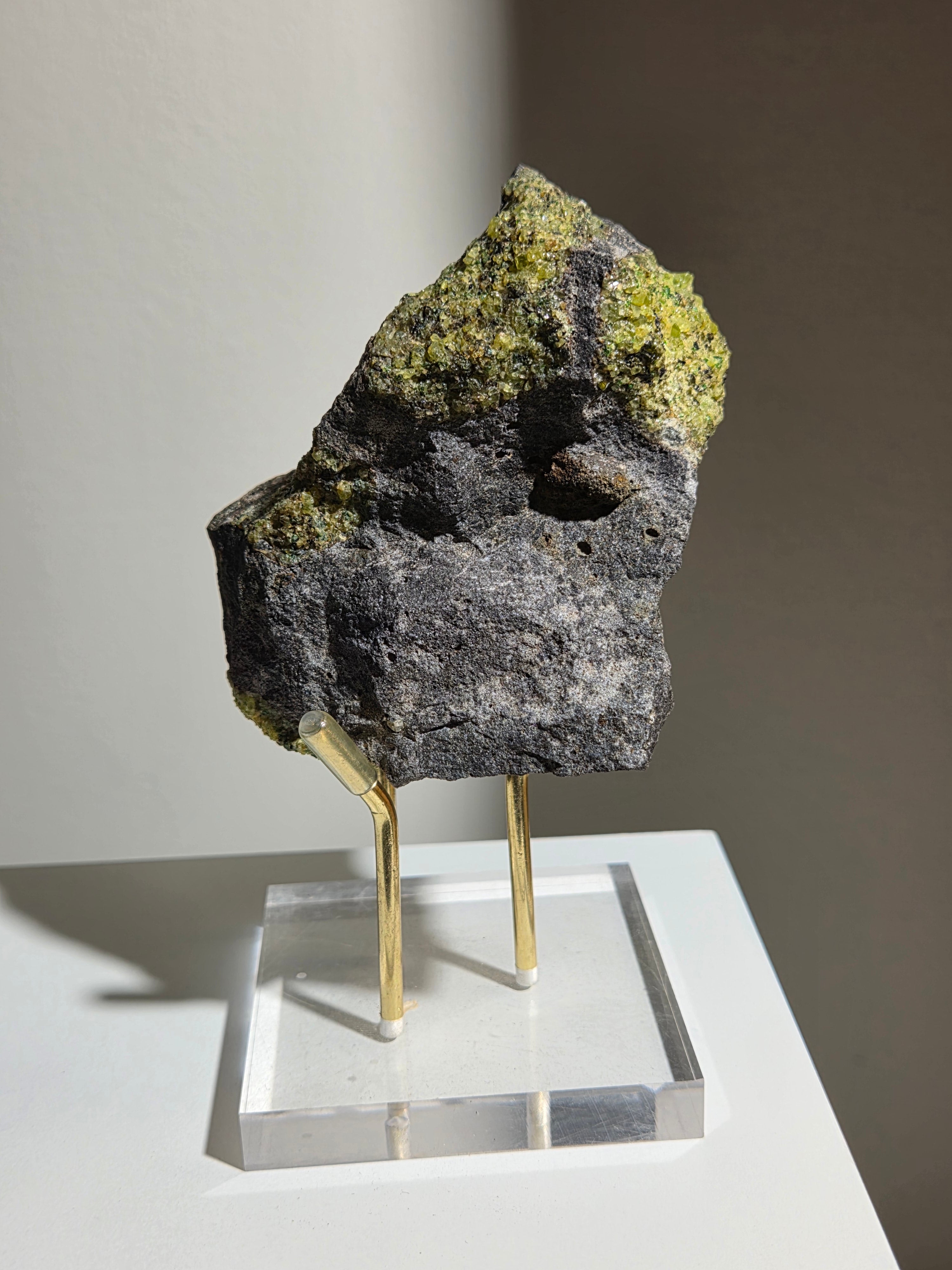 Raw Peridot 002
