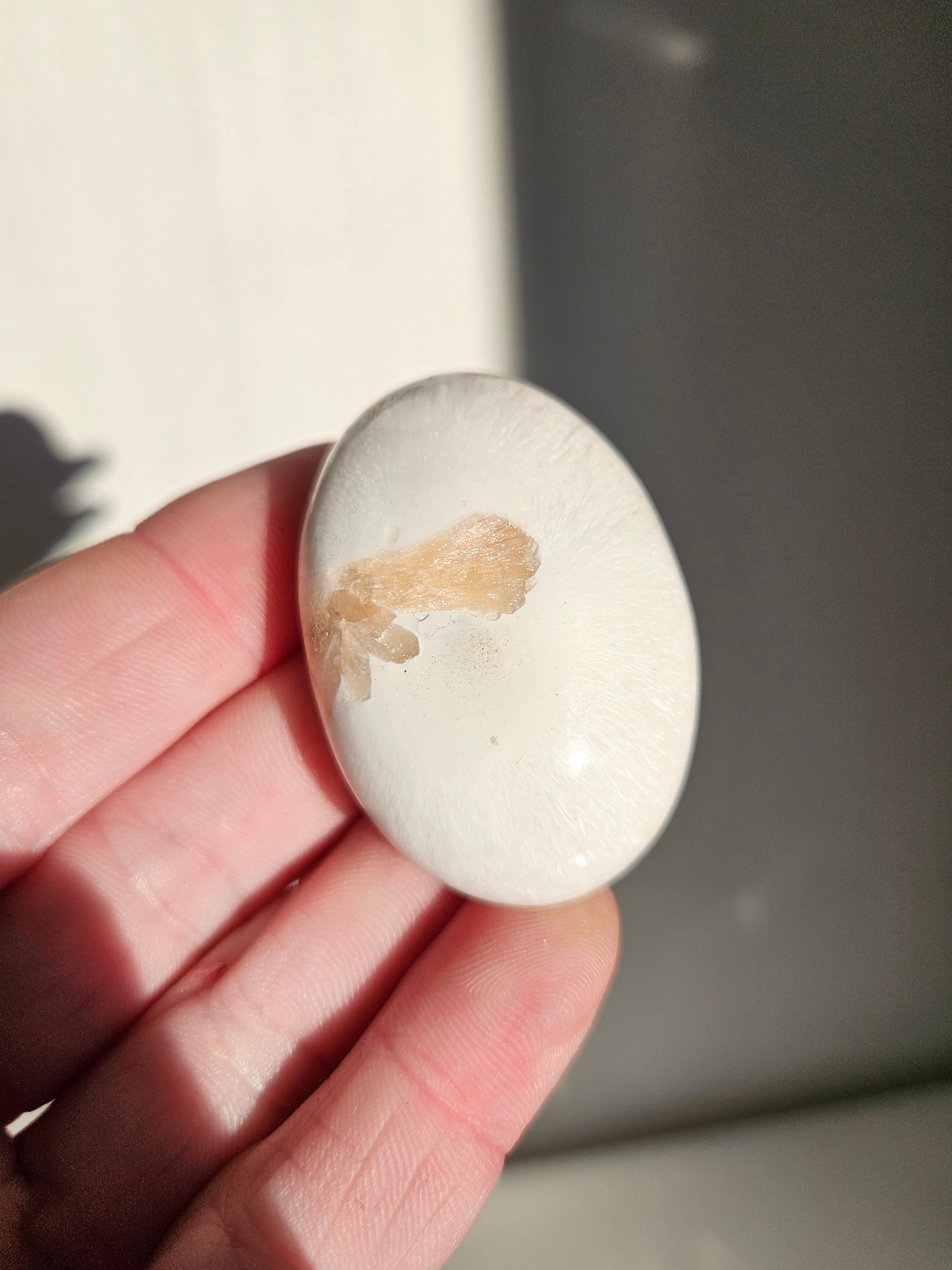 Stillbite x Scolecite Palmstone 005