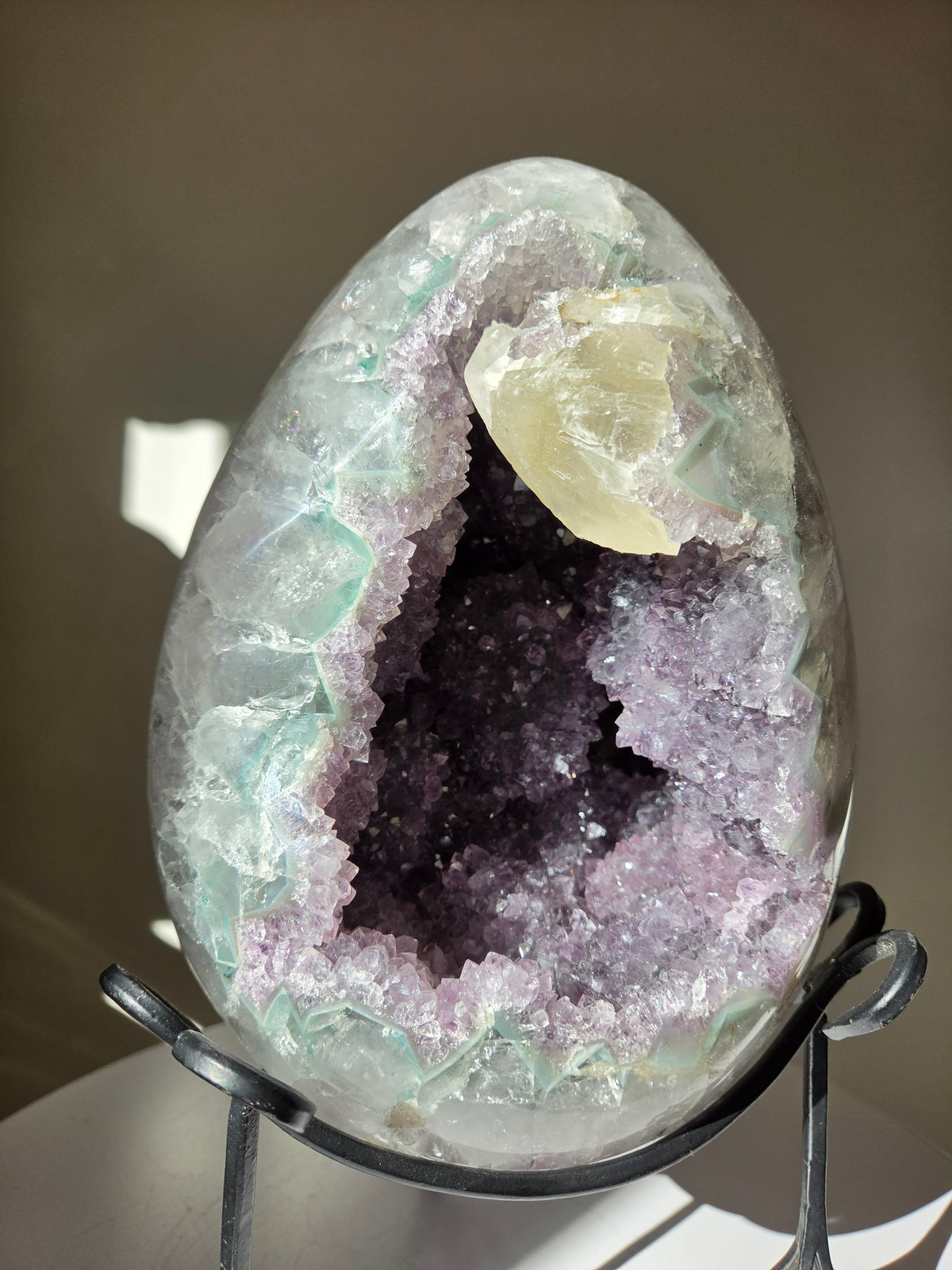 Agate x Amethyst Statement Egg