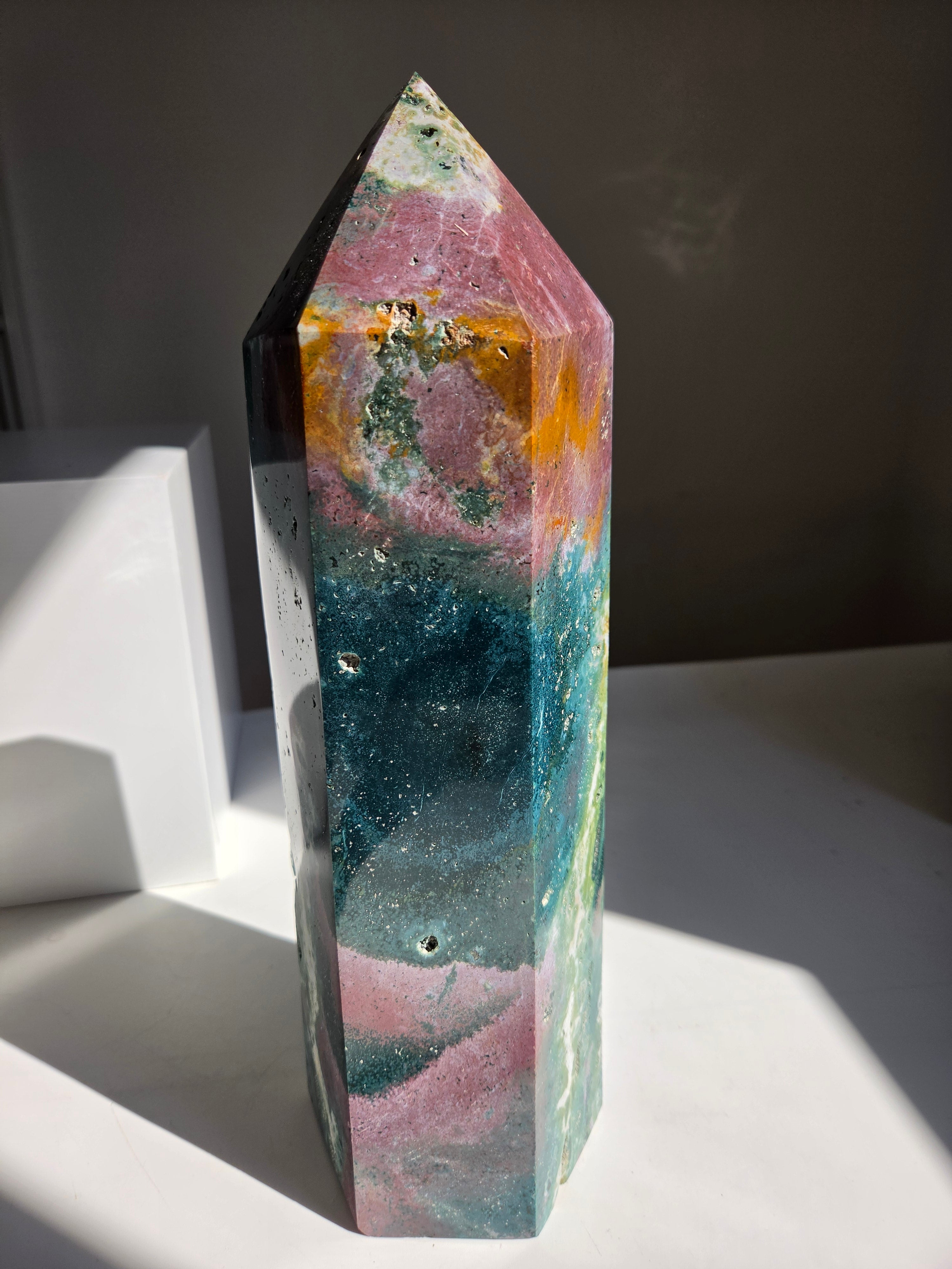 Sea Jasper Statement Tower 004
