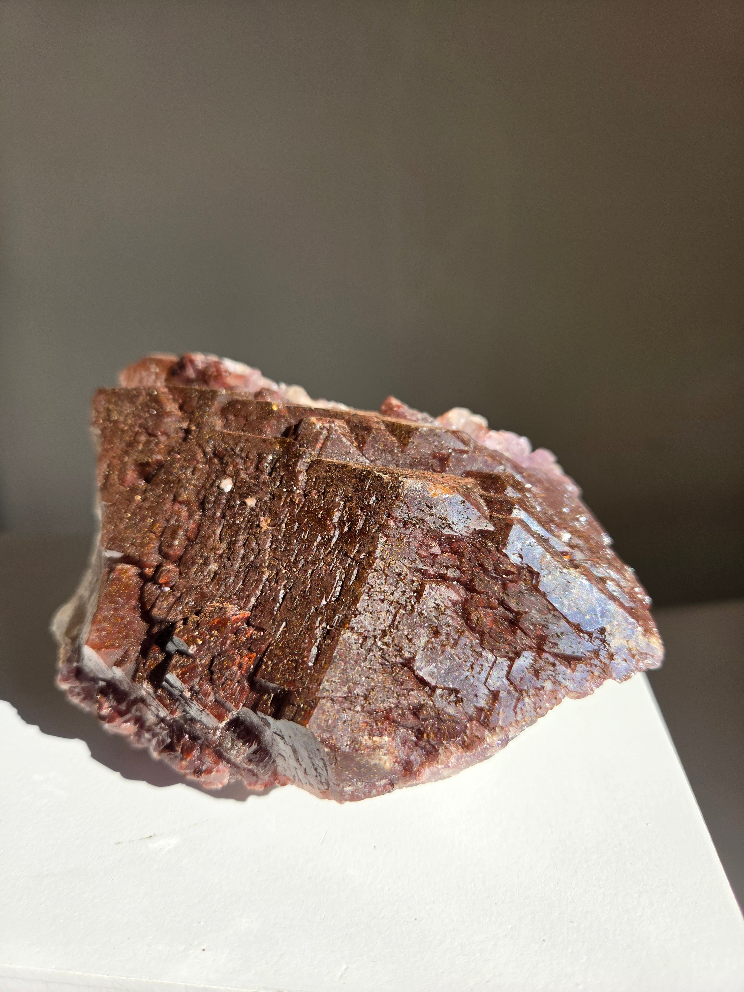 Hematite on Quartz x Amethyst 007