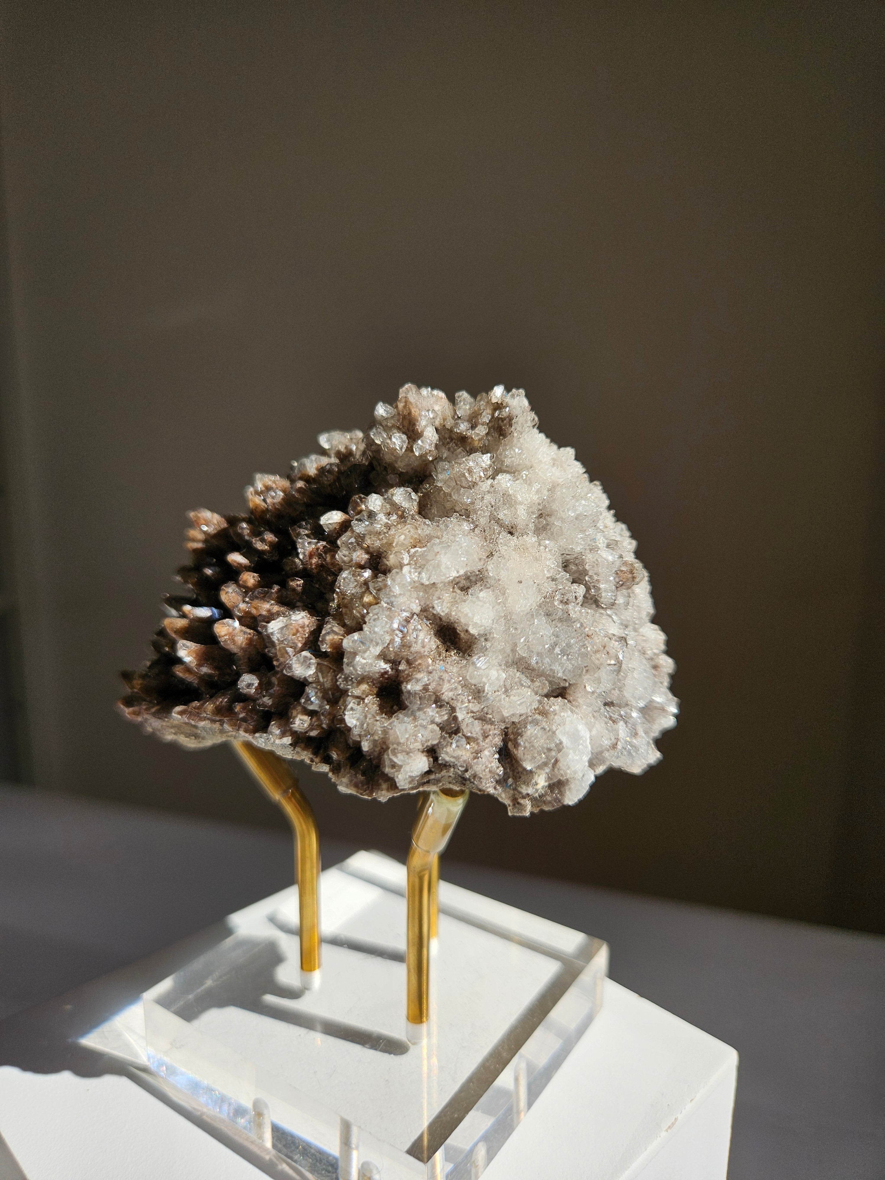Dogtooth Calcite 011