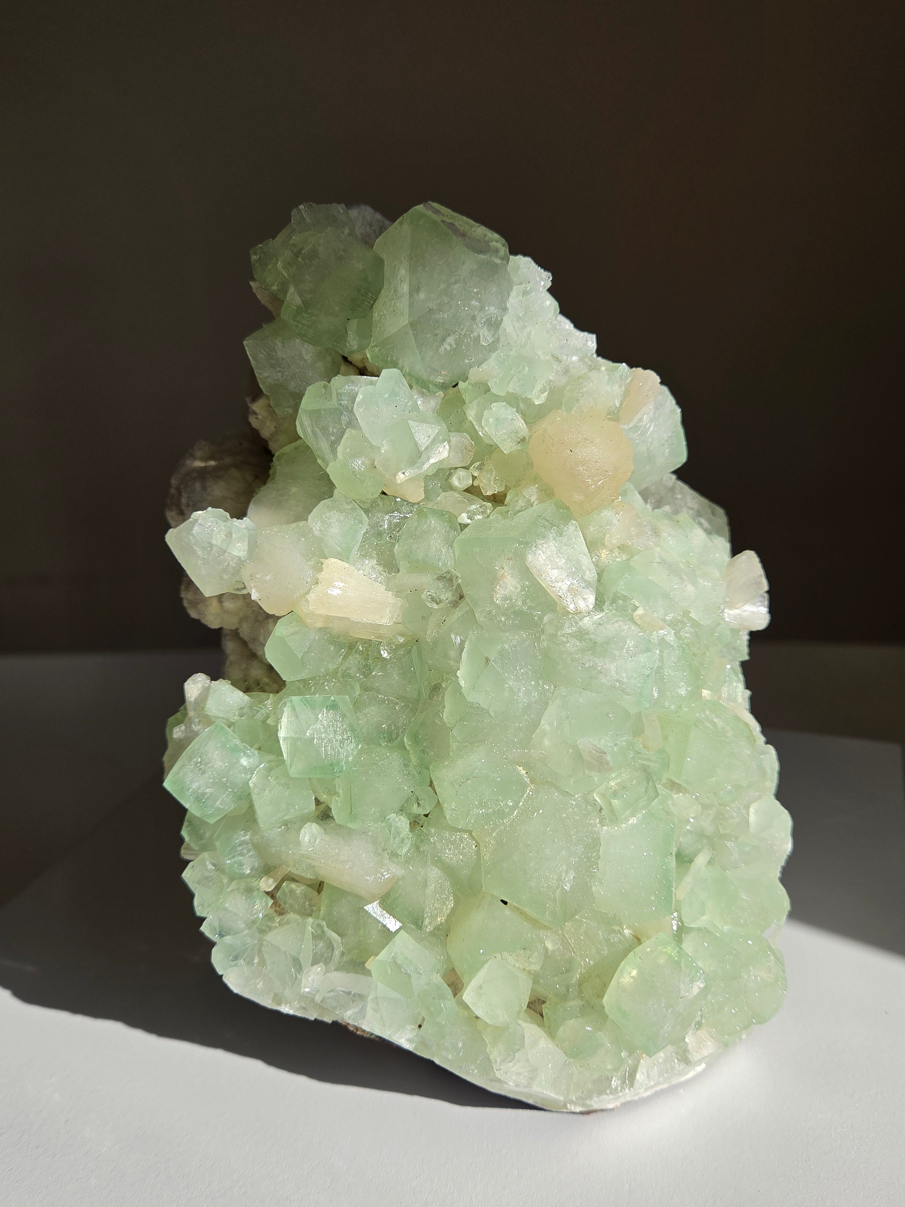Minty Green Apophyllite 009