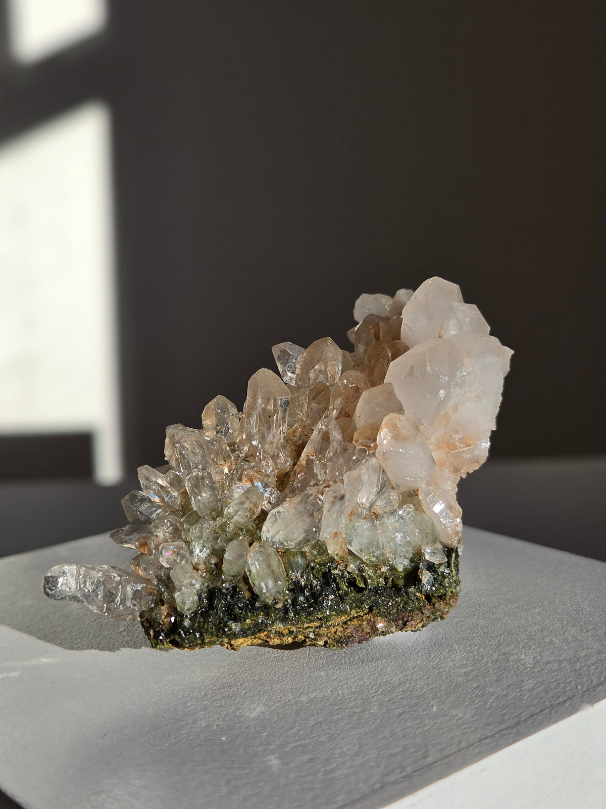 Epidote x Quartz 009