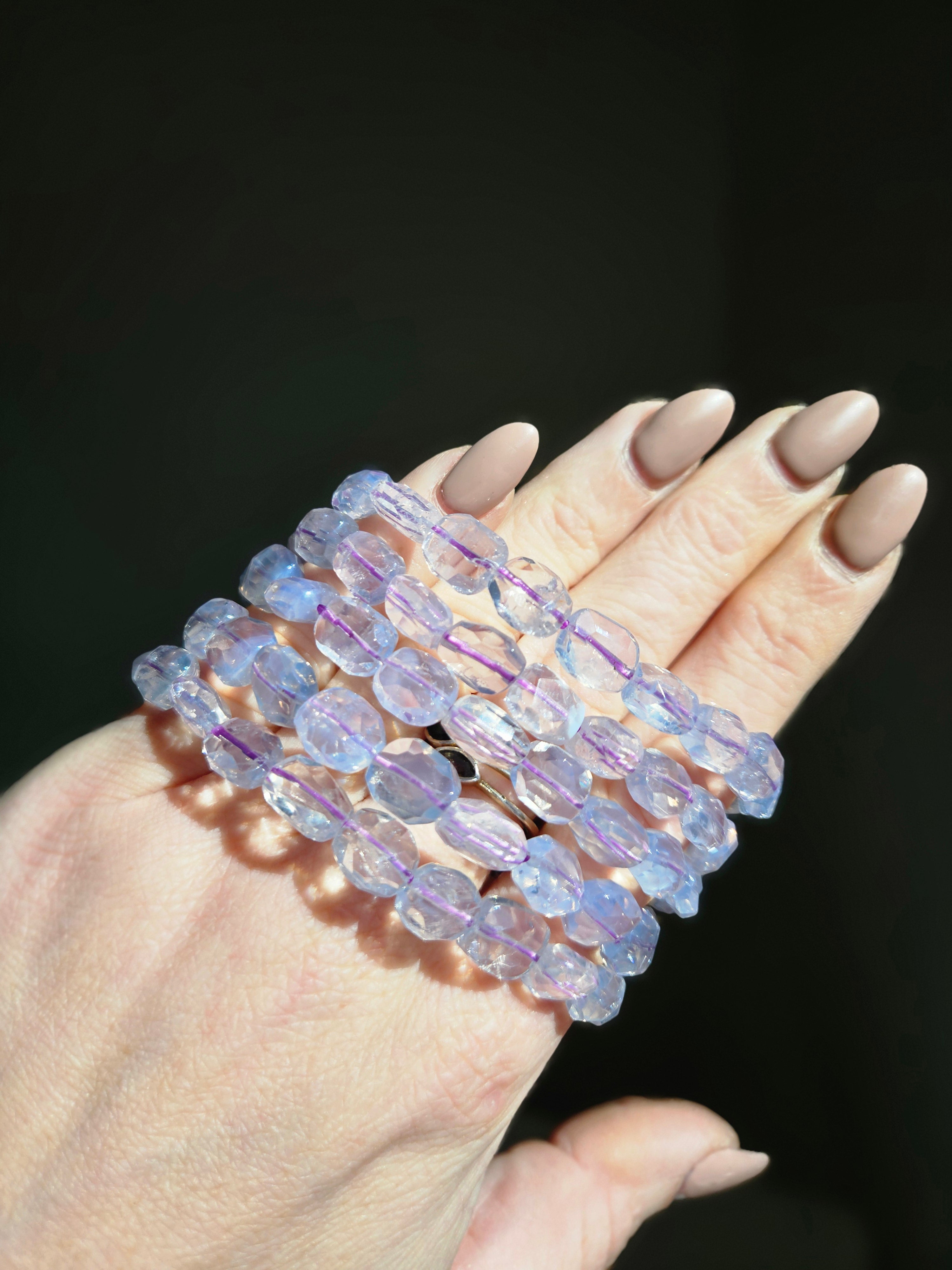 Lavender Quartz bracelet | faceted