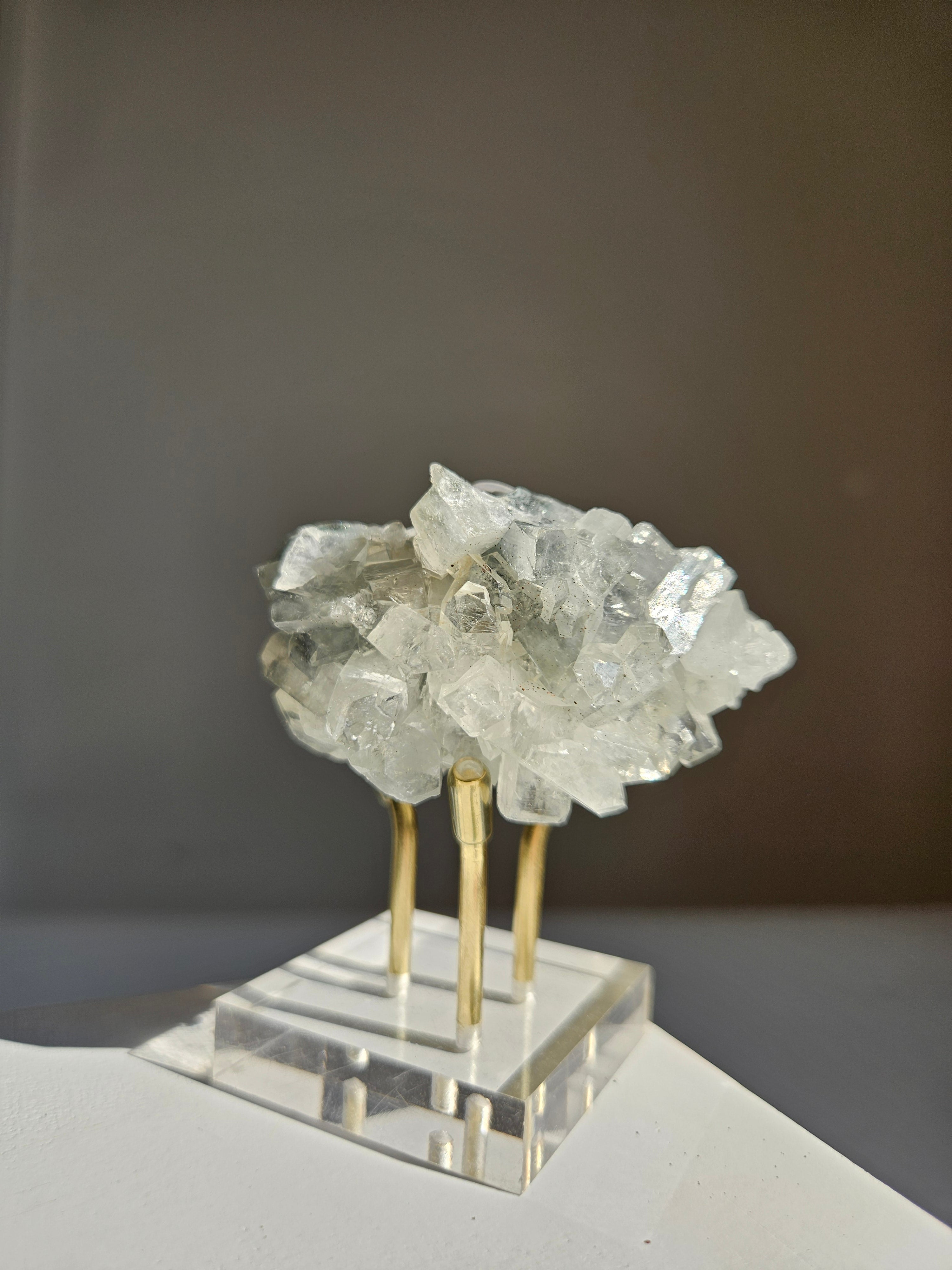 Apophyllite on Black Chalcedony 010