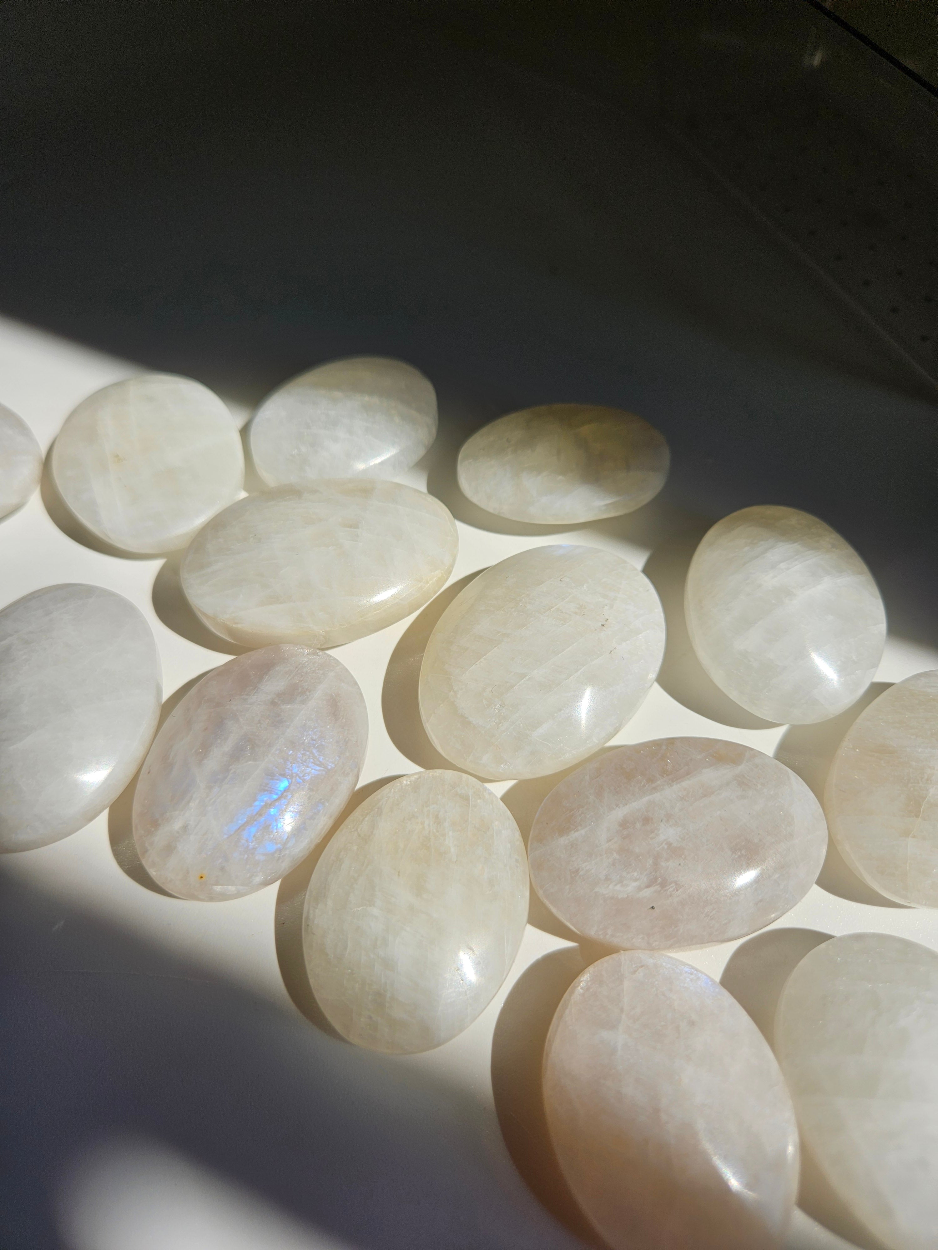 Moonstone Mini Palmstone