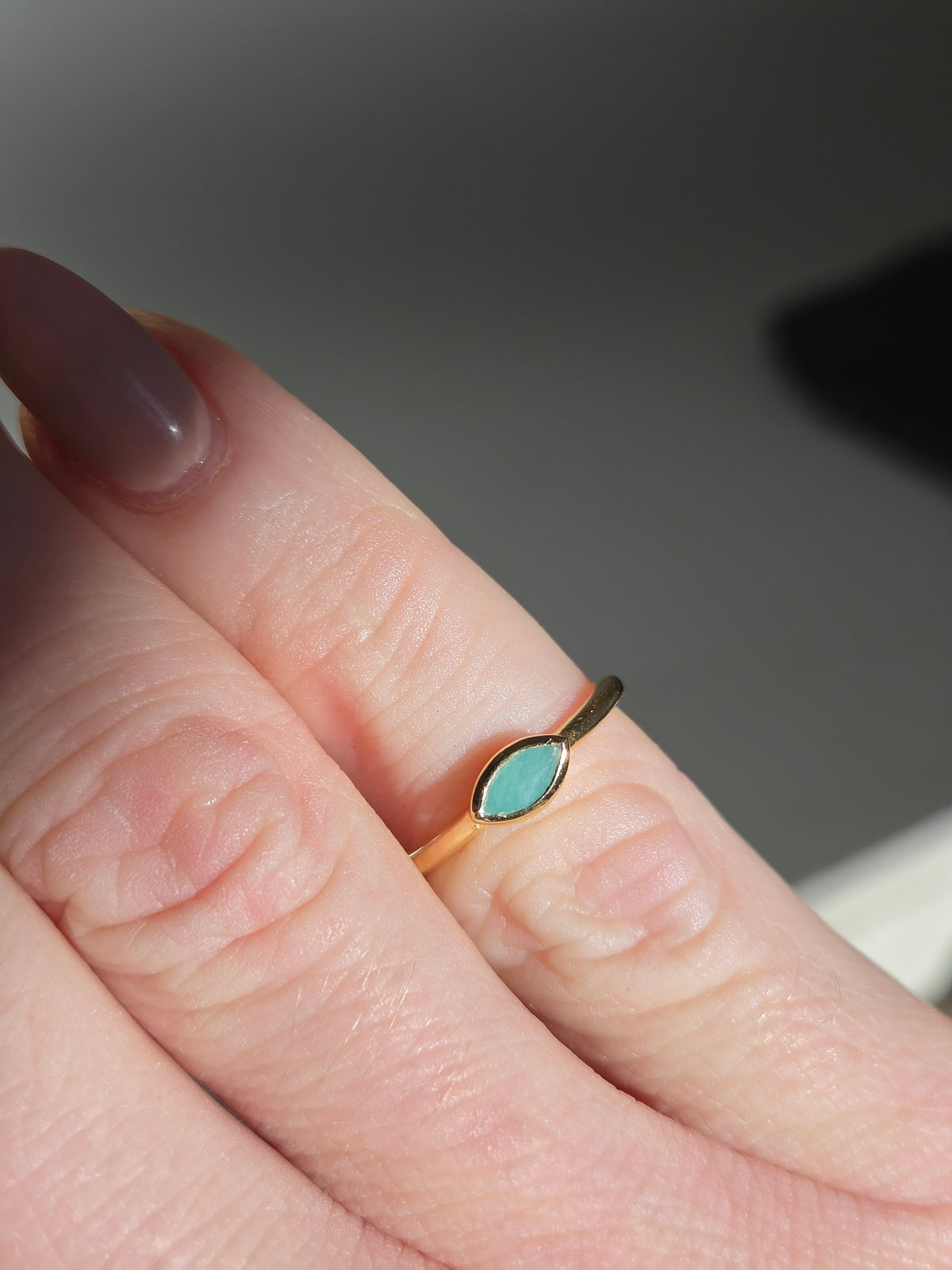 Size 5.5 | emerald Ring | gold 049