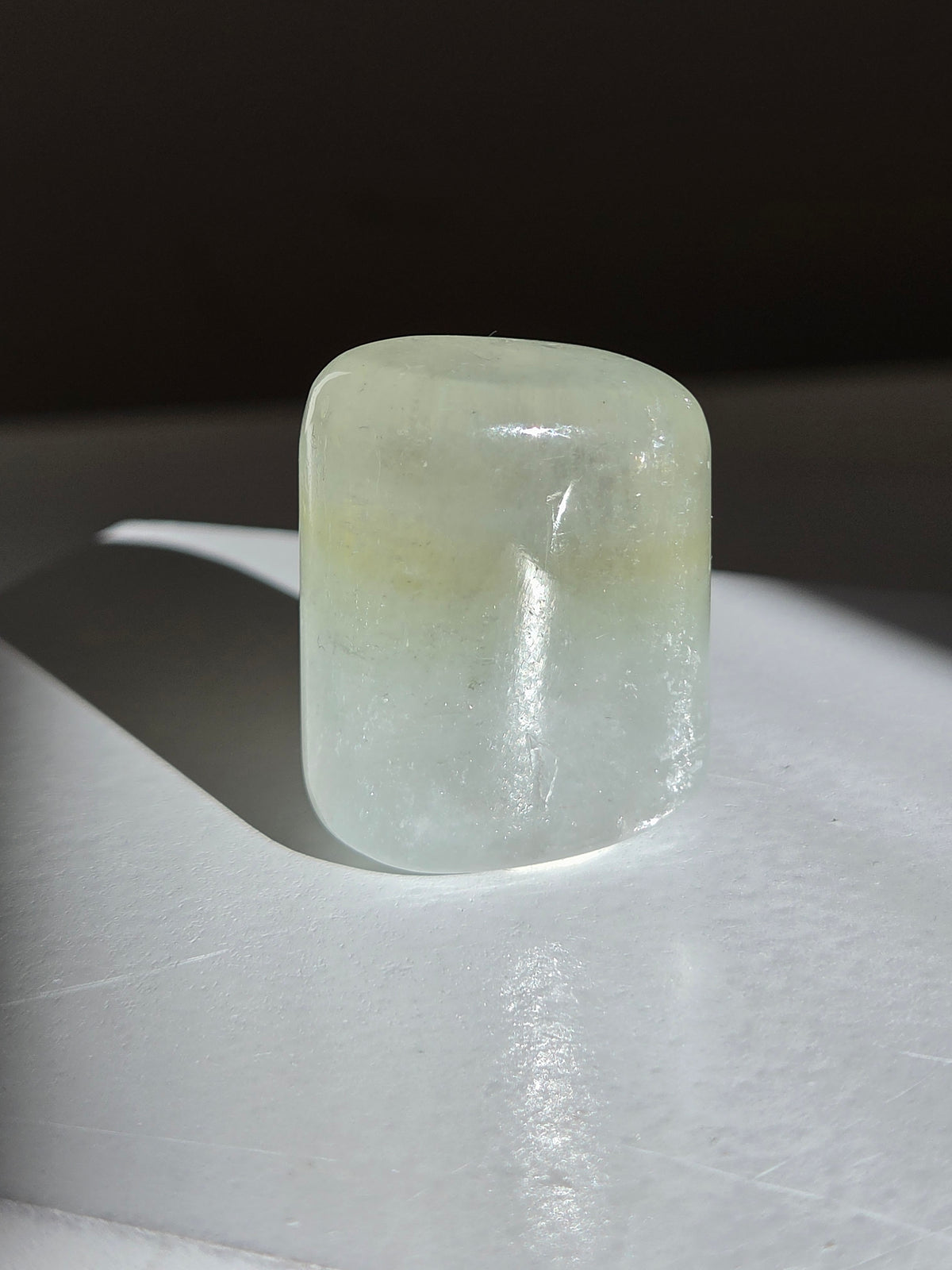 Minty Apophyllite Tumbled 003