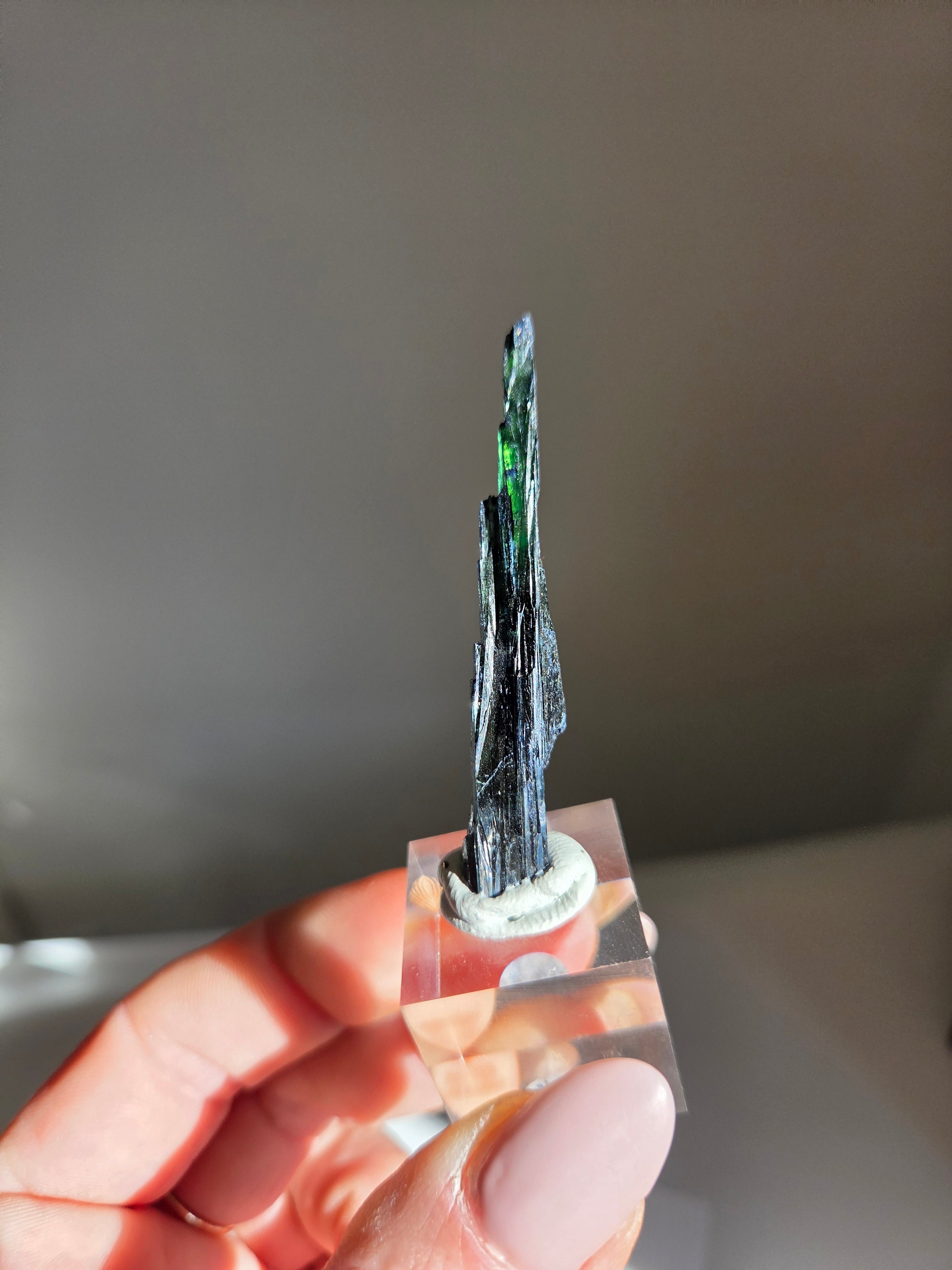 Green Vivianite 002