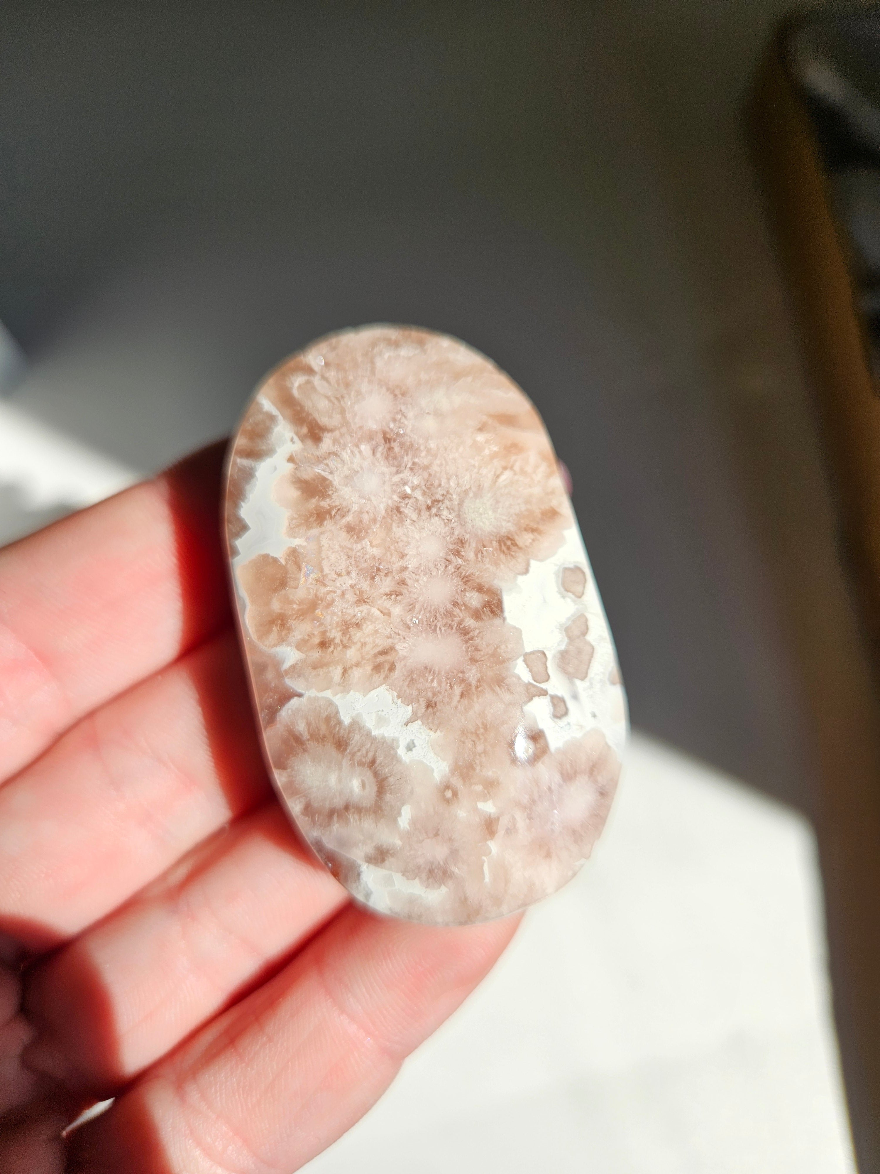 Flower Agate Palmstone 007