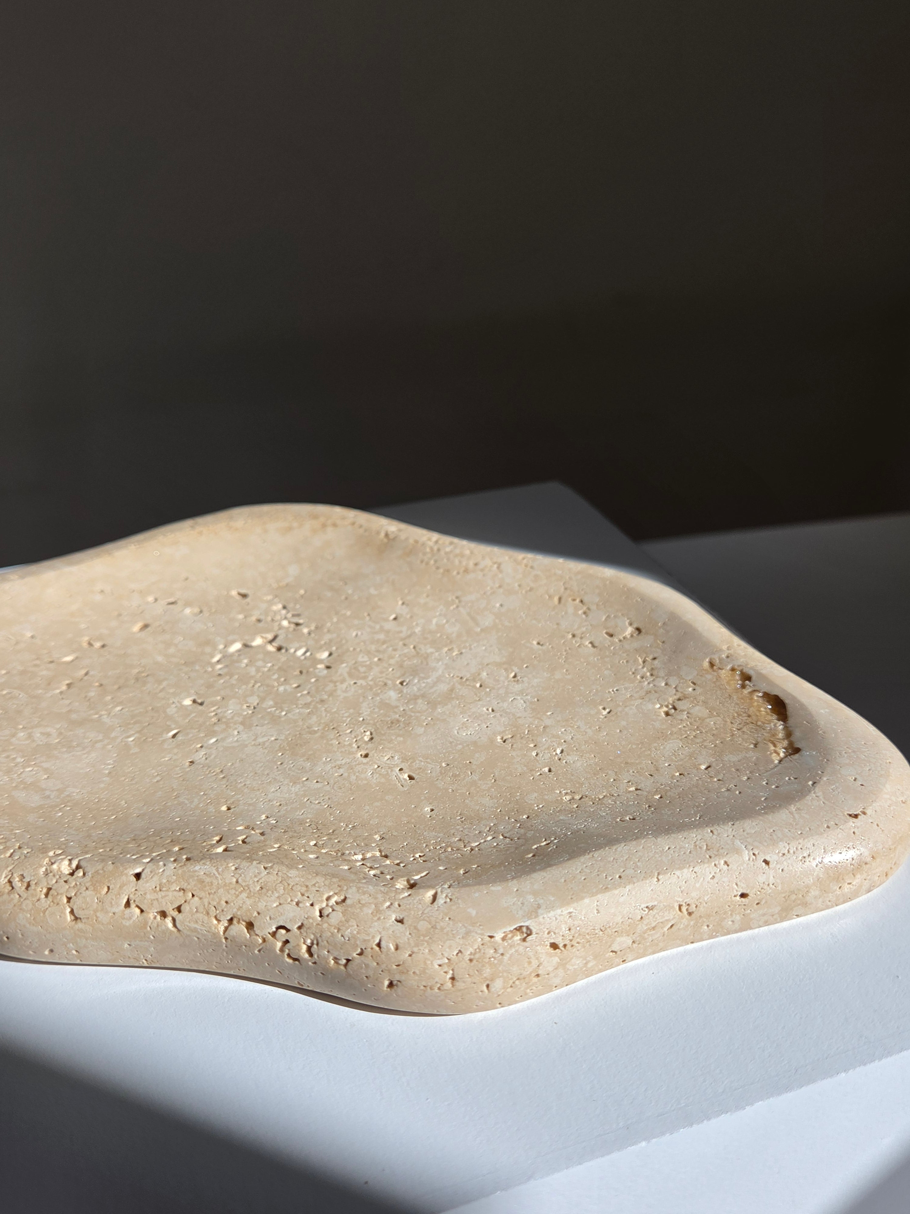 Travertine Cloud Dish 002