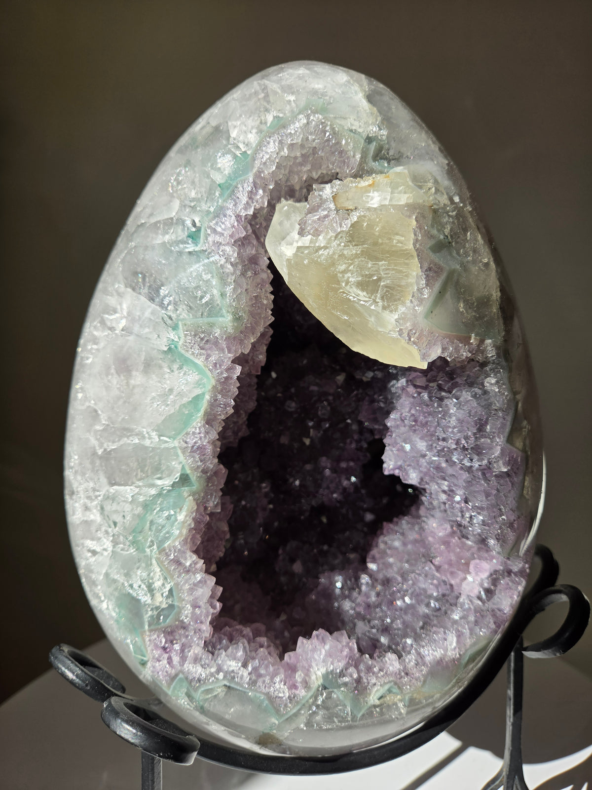 Agate x Amethyst Statement Egg