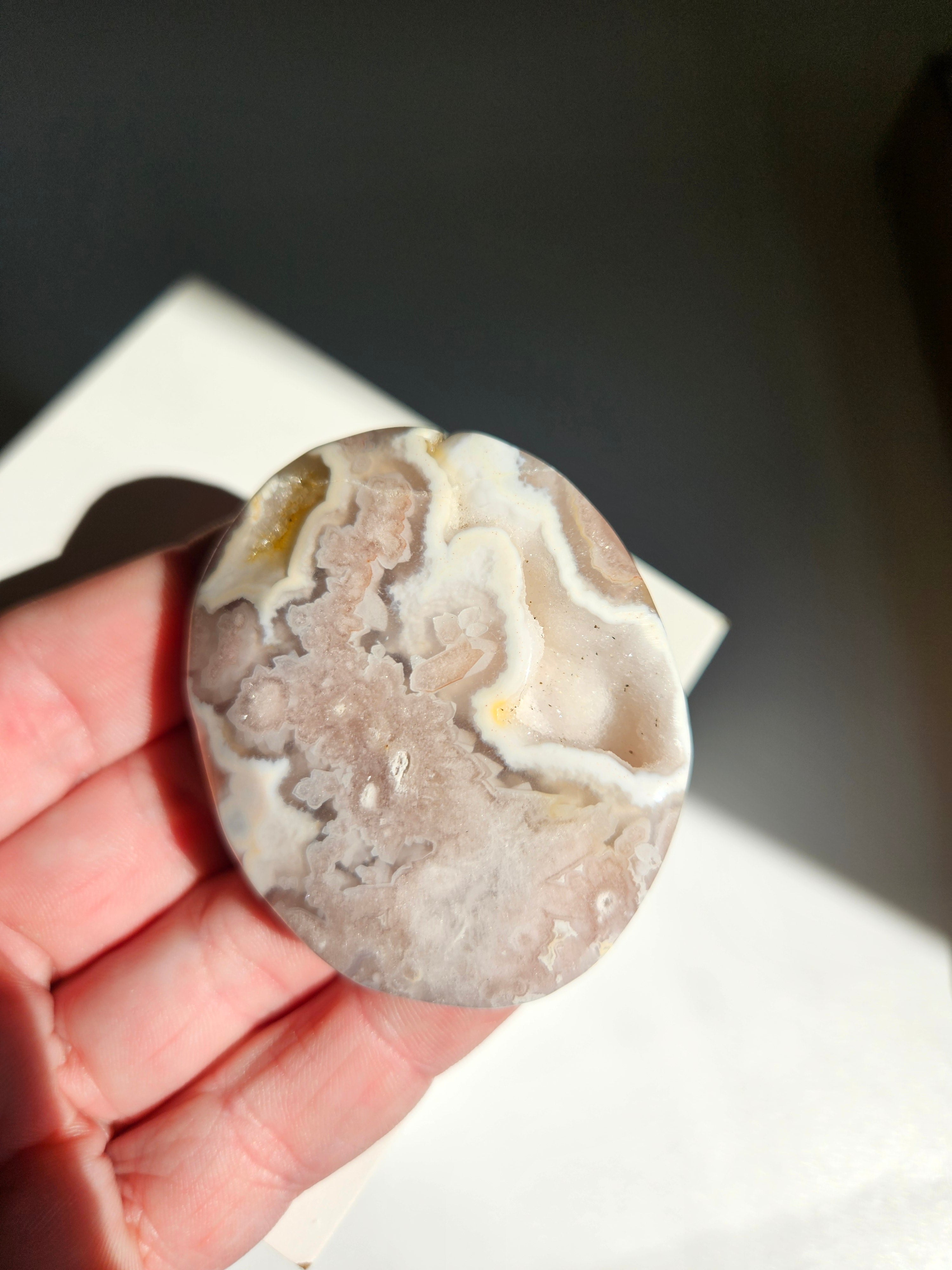 Flower Agate Palmstone 006