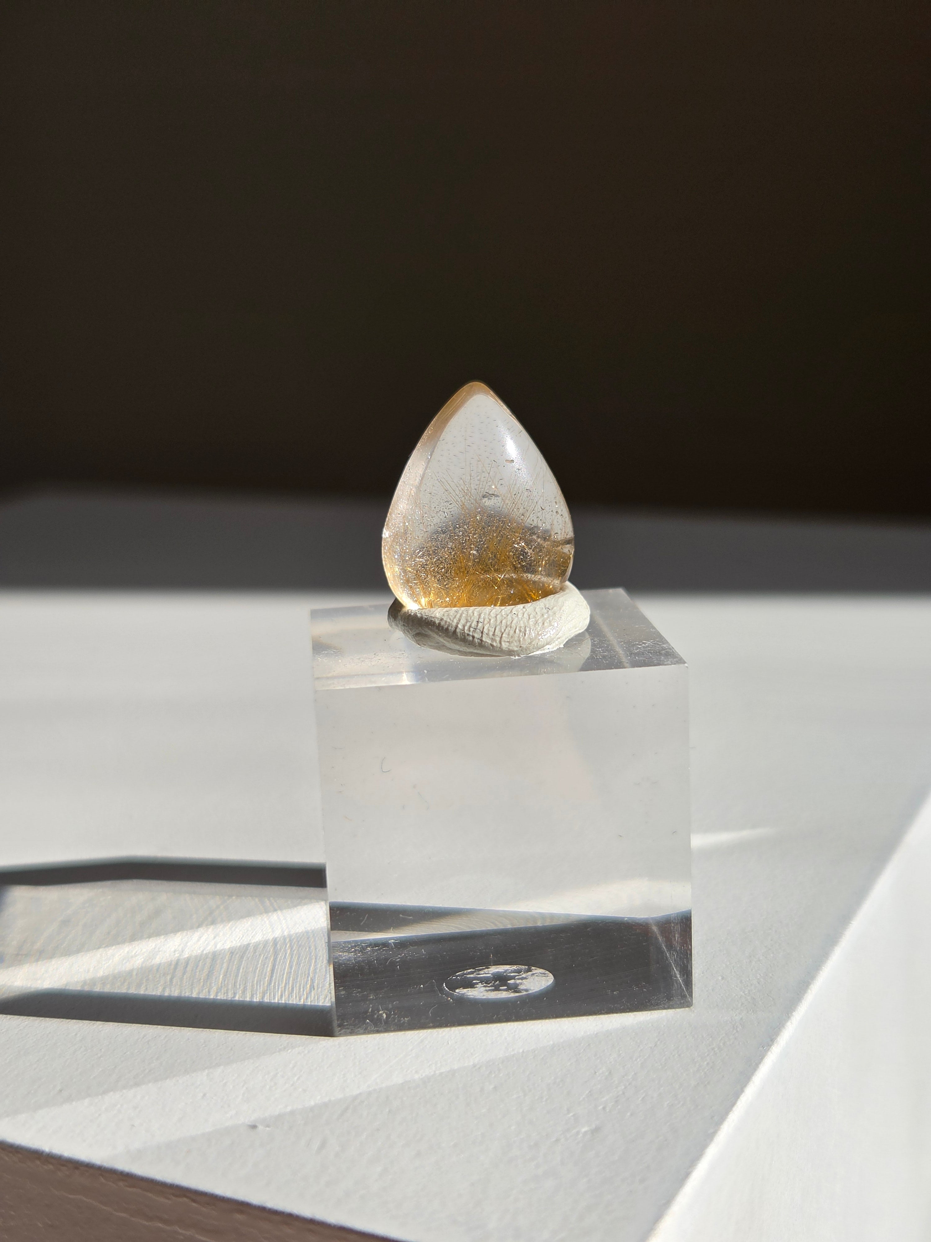 Himalayan Rutile Cabochon 001