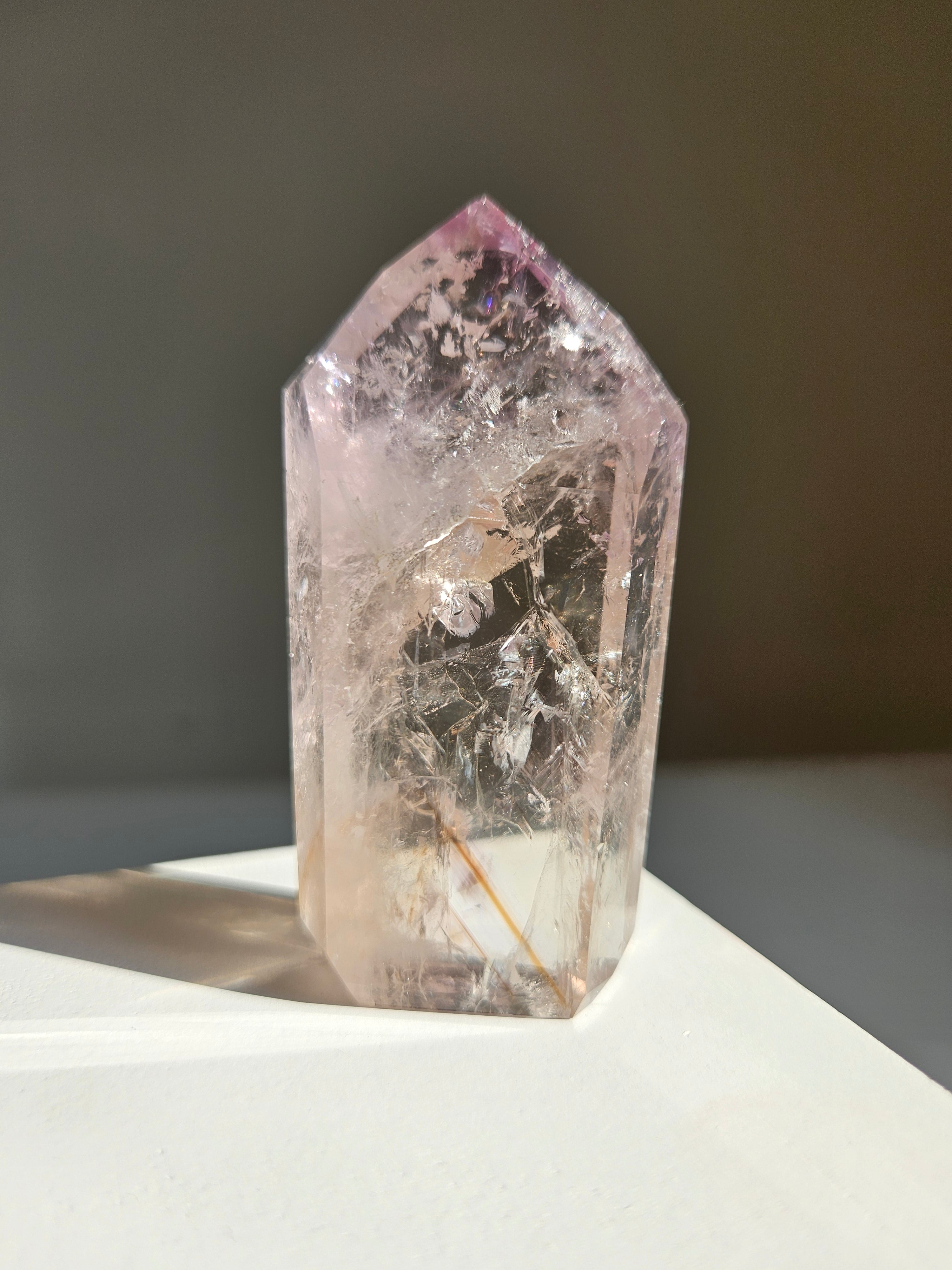 UV reactive Amethyst Tower 013