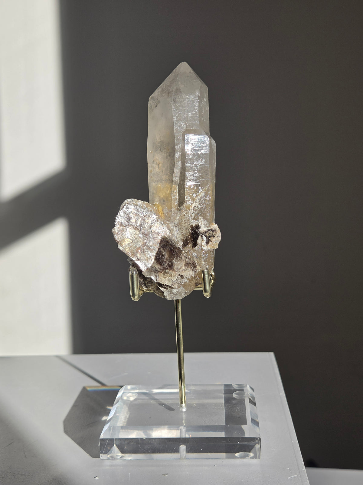 Quartz x Golden Mica 002
