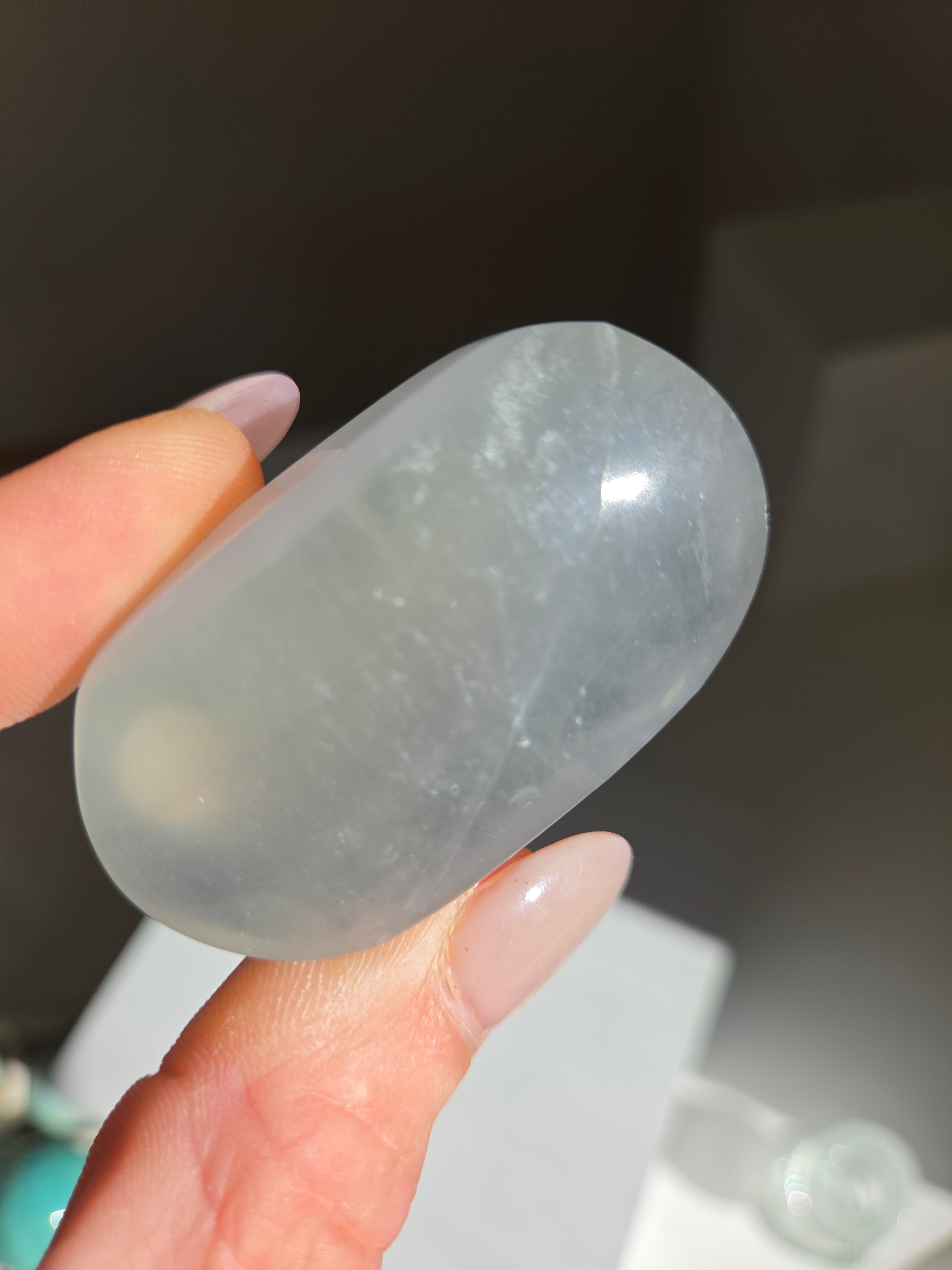 Pastel Fluorite Palm 005
