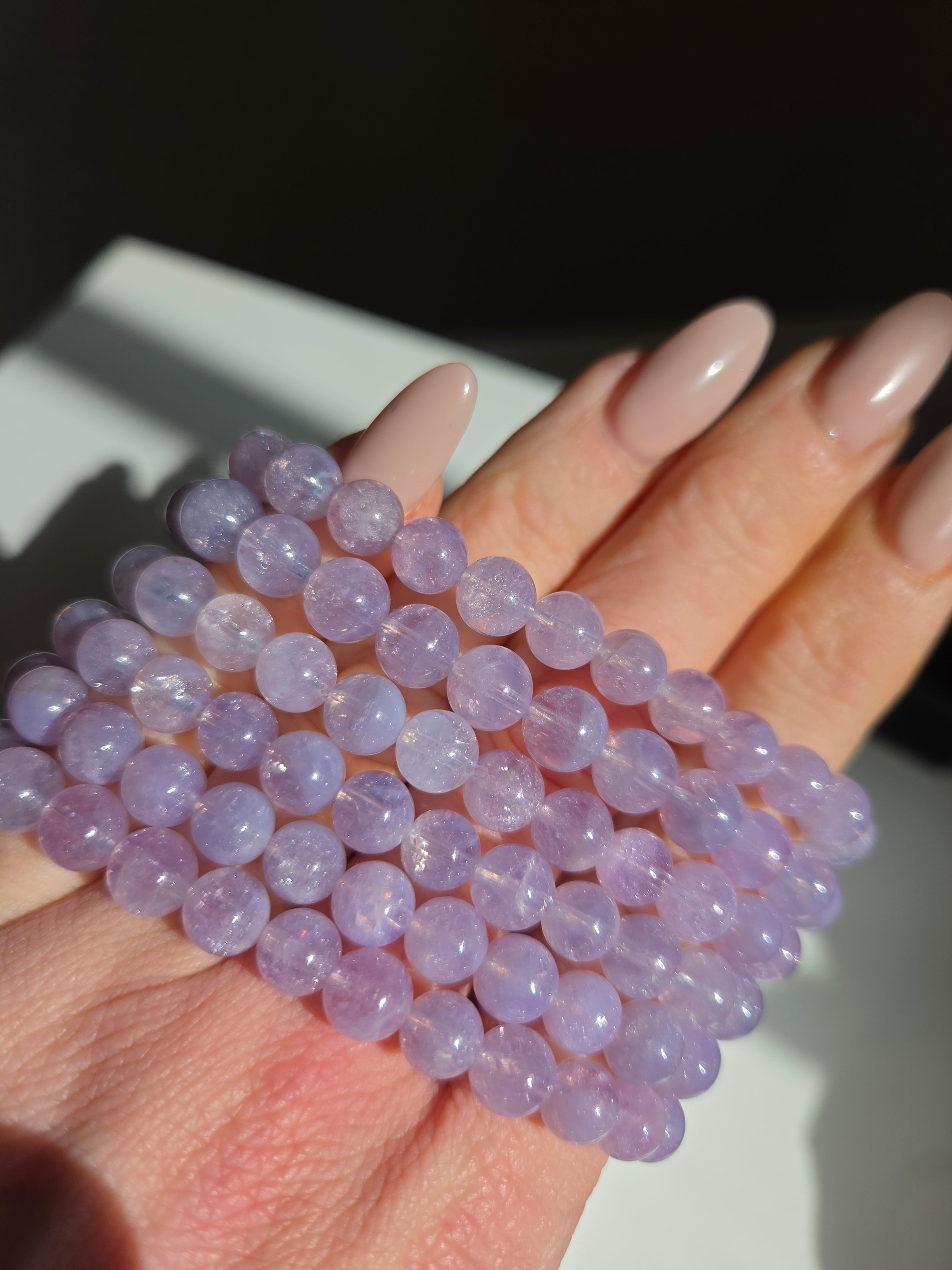 Lavender Quartz bracelet | 8mm