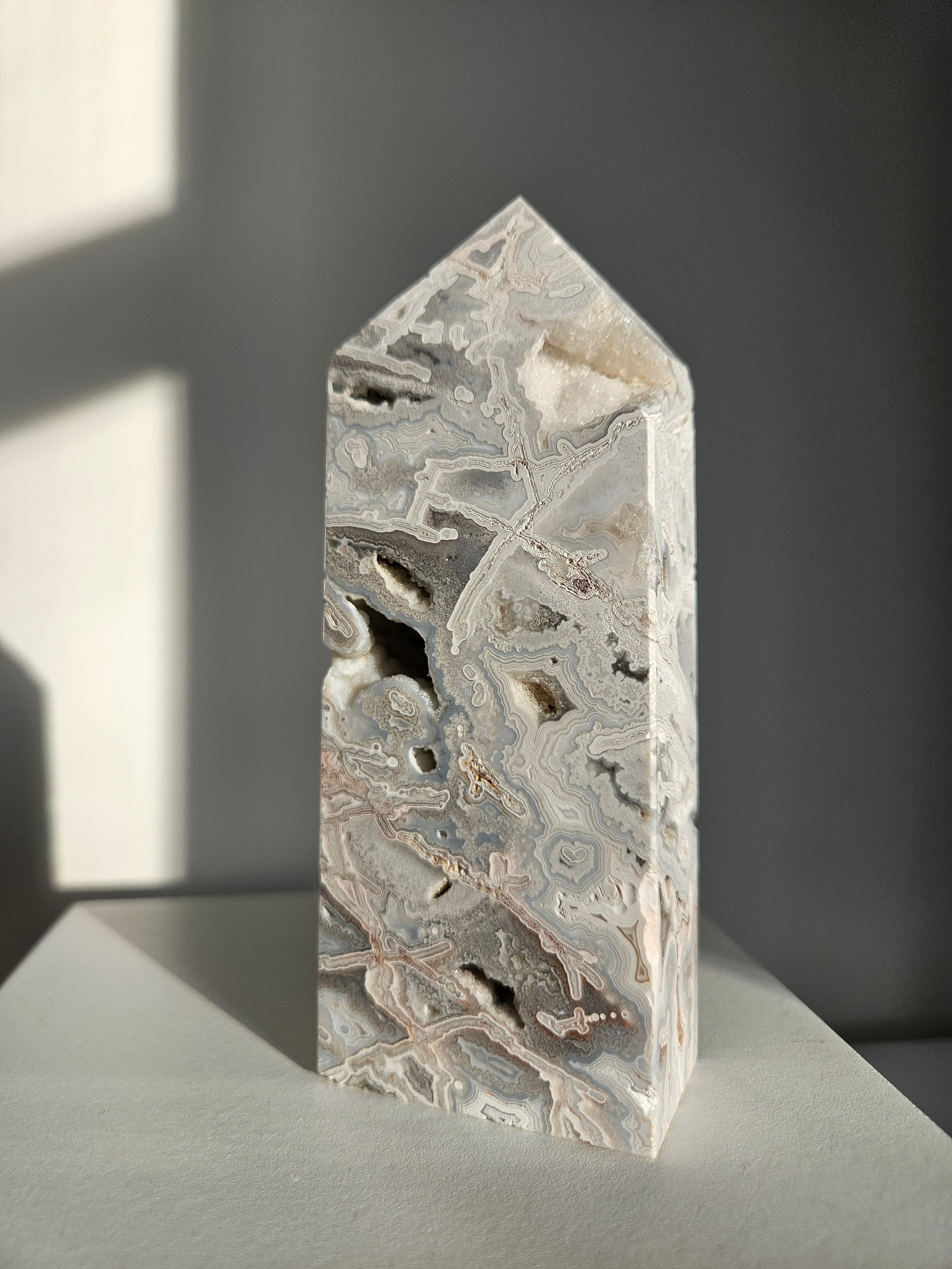 Crazy Lace Agate Tower 003