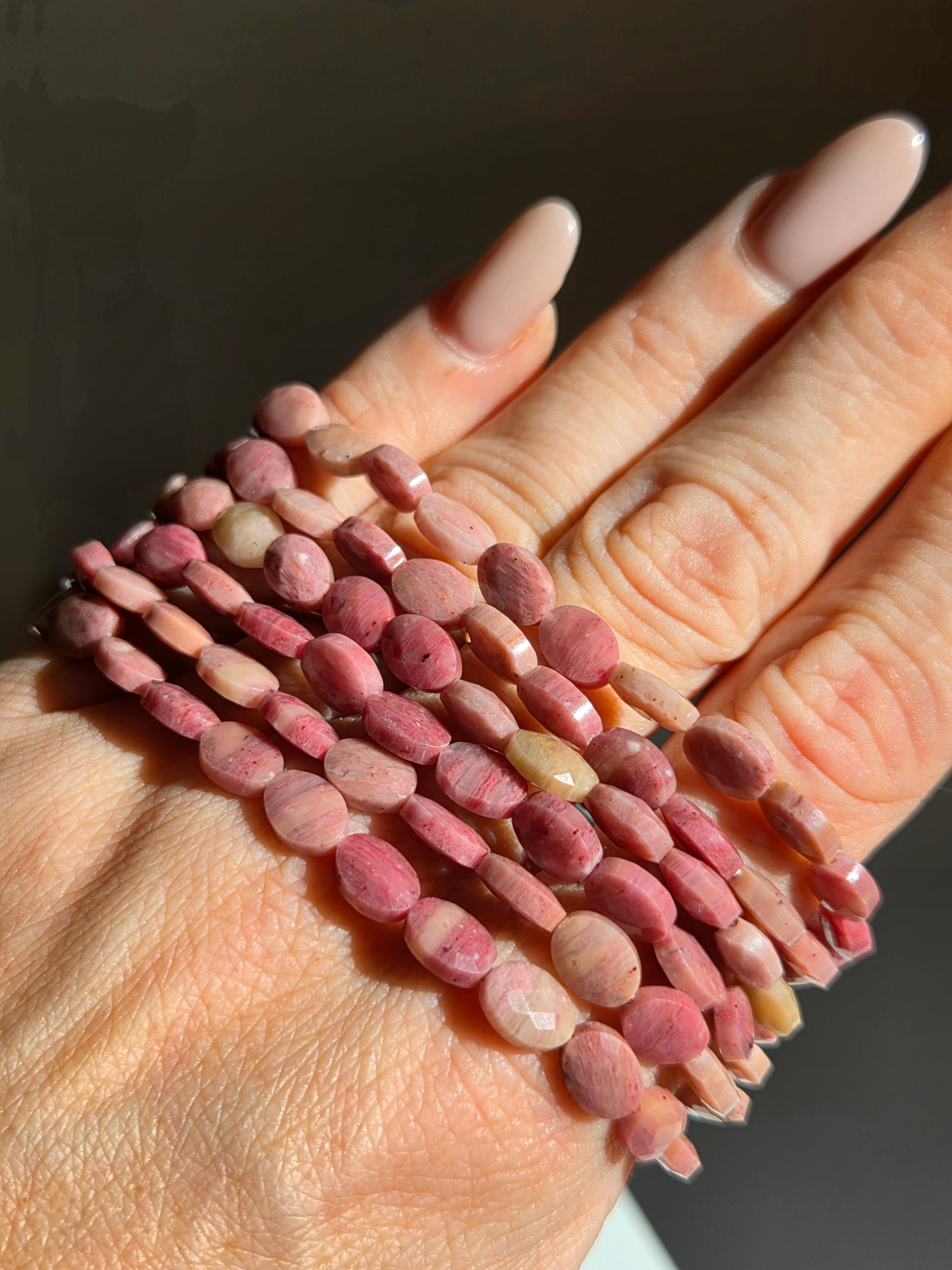 Rhodonite Bracelet | faceted oval