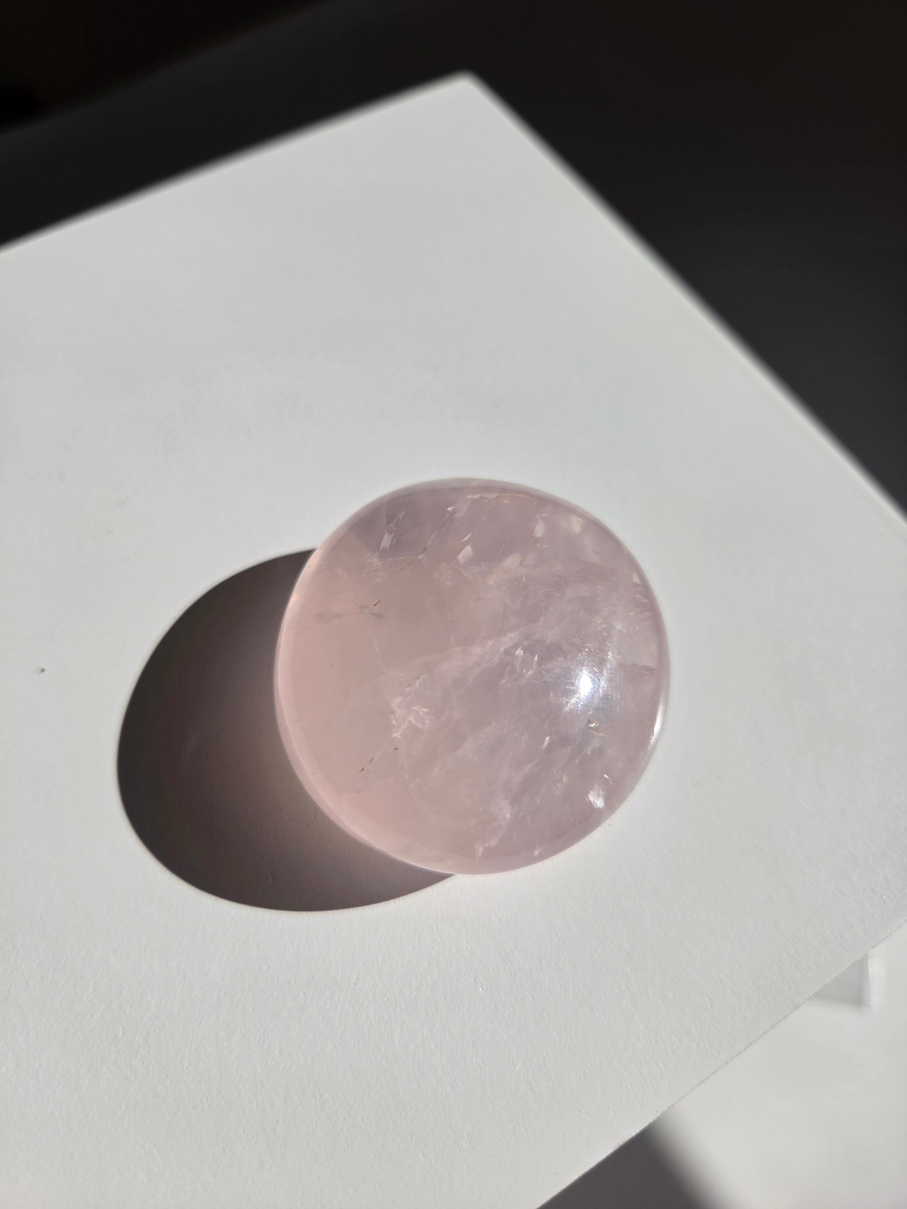 Rose Quartz Palmstone 005
