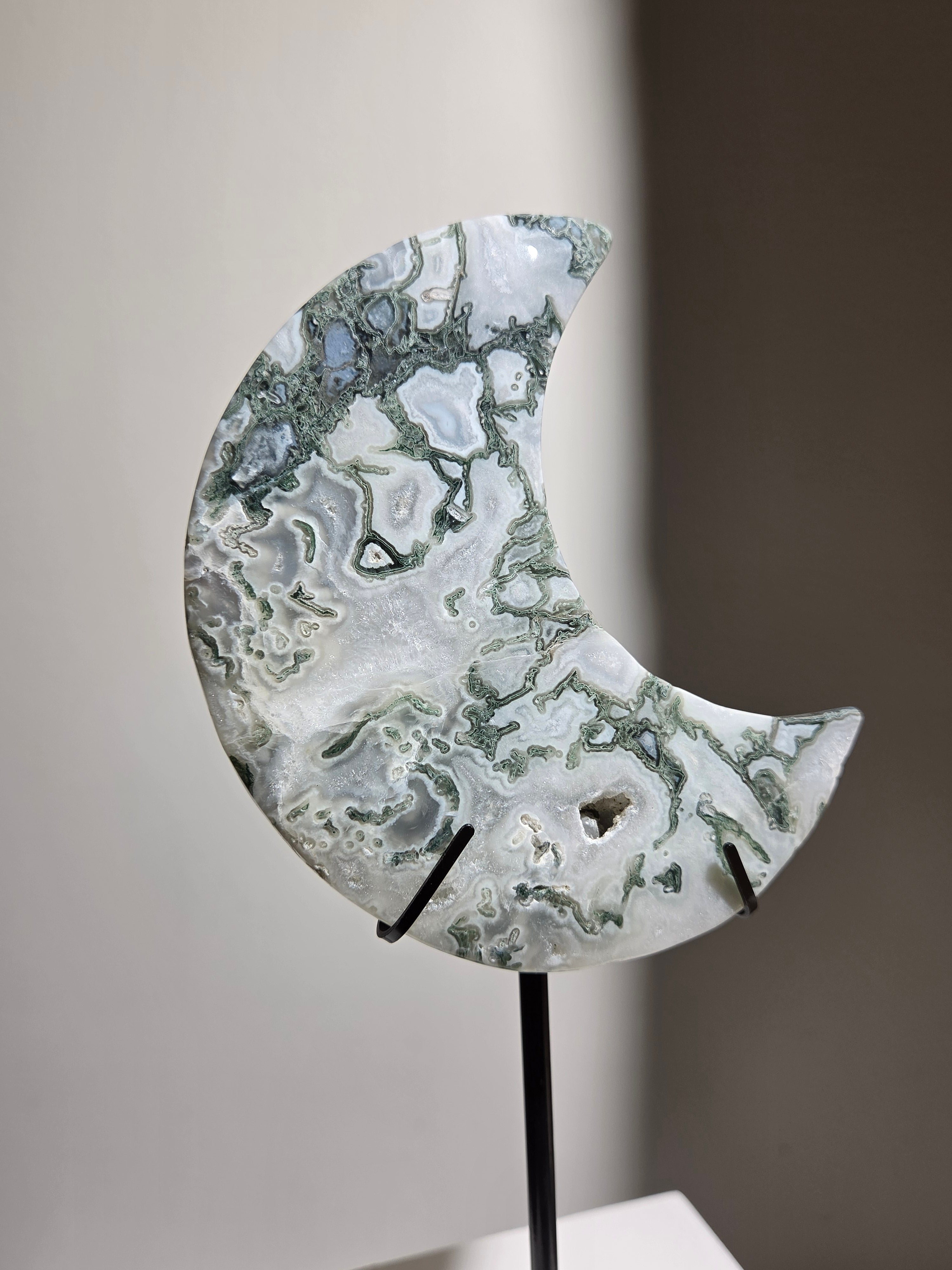 Moss Agate Moon 004