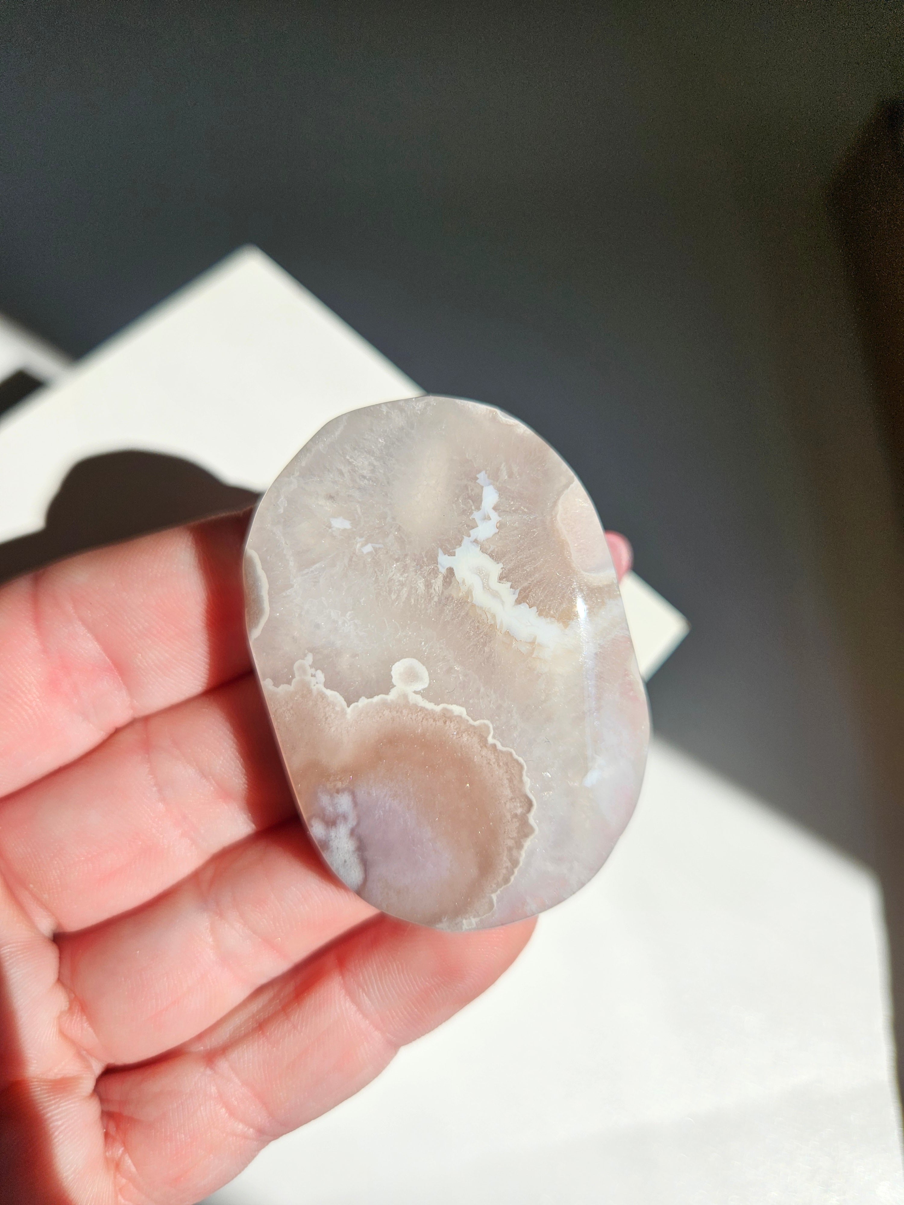 Flower Agate Palmstone 004